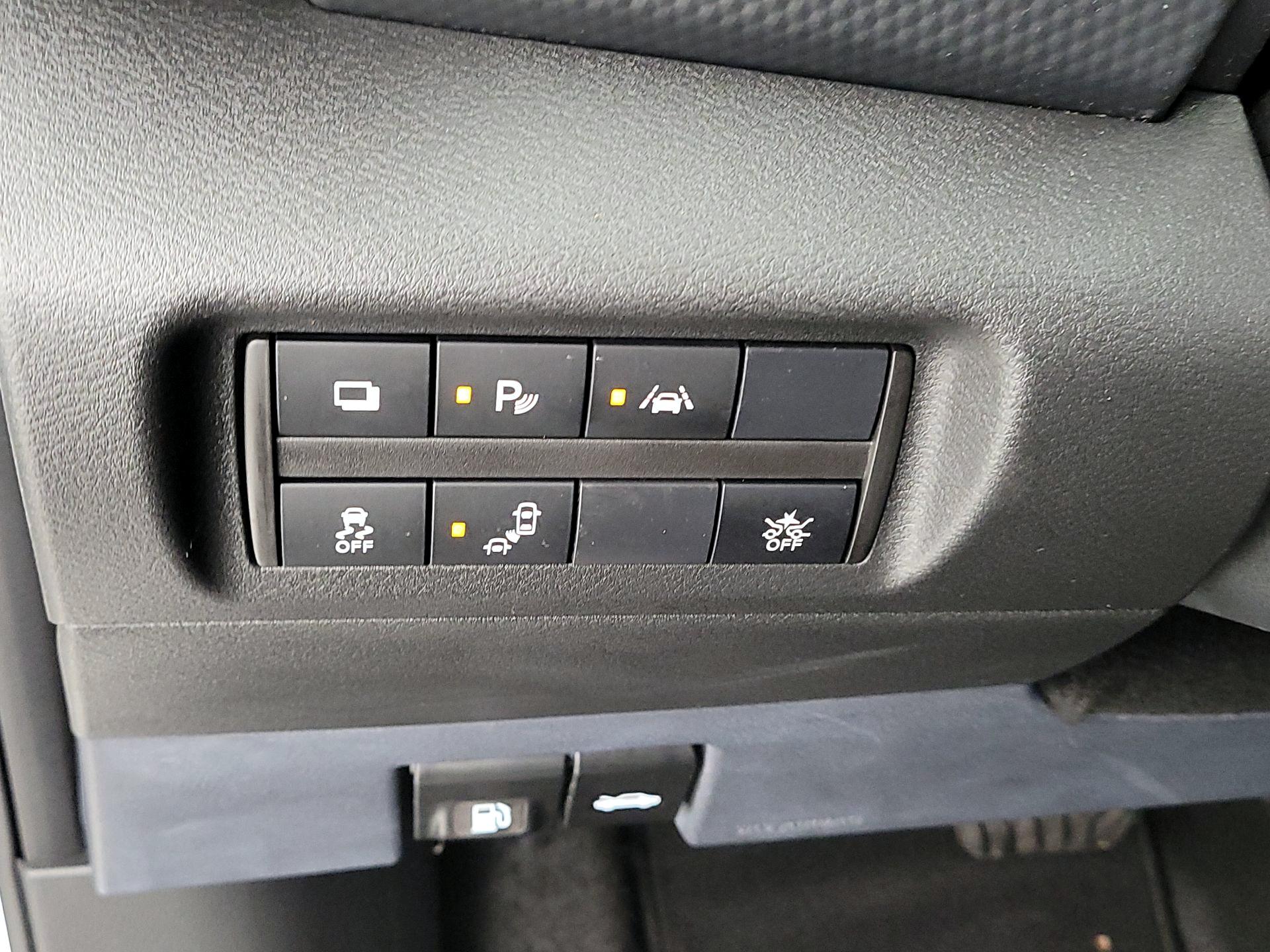 Thumbnail: 2022 Nissan Kicks - 13