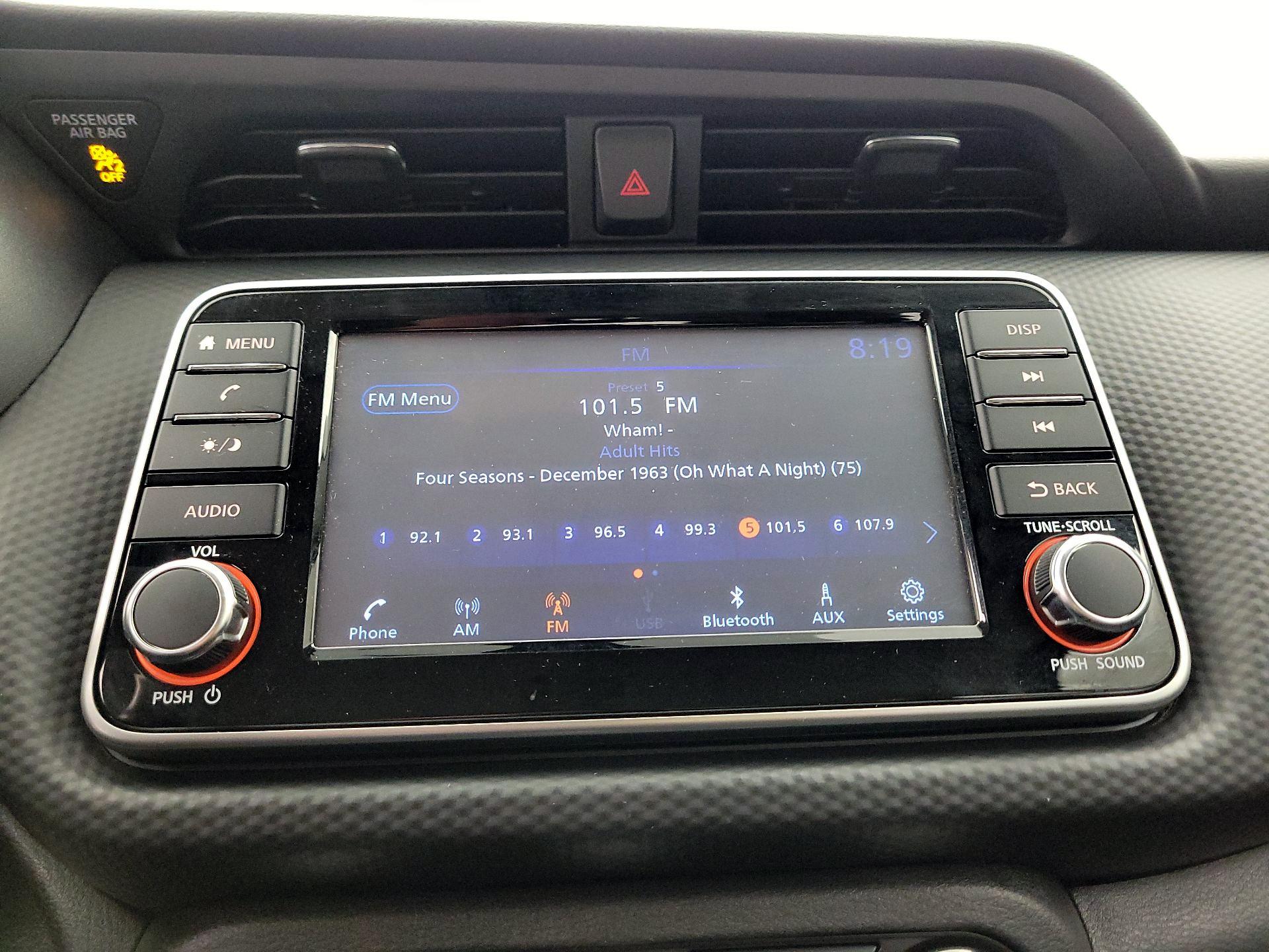 Thumbnail: 2022 Nissan Kicks - 15