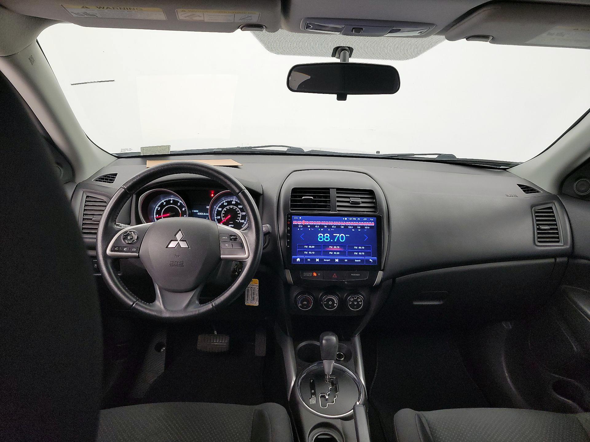 Thumbnail: 2014 Mitsubishi Outlander Sport - 9