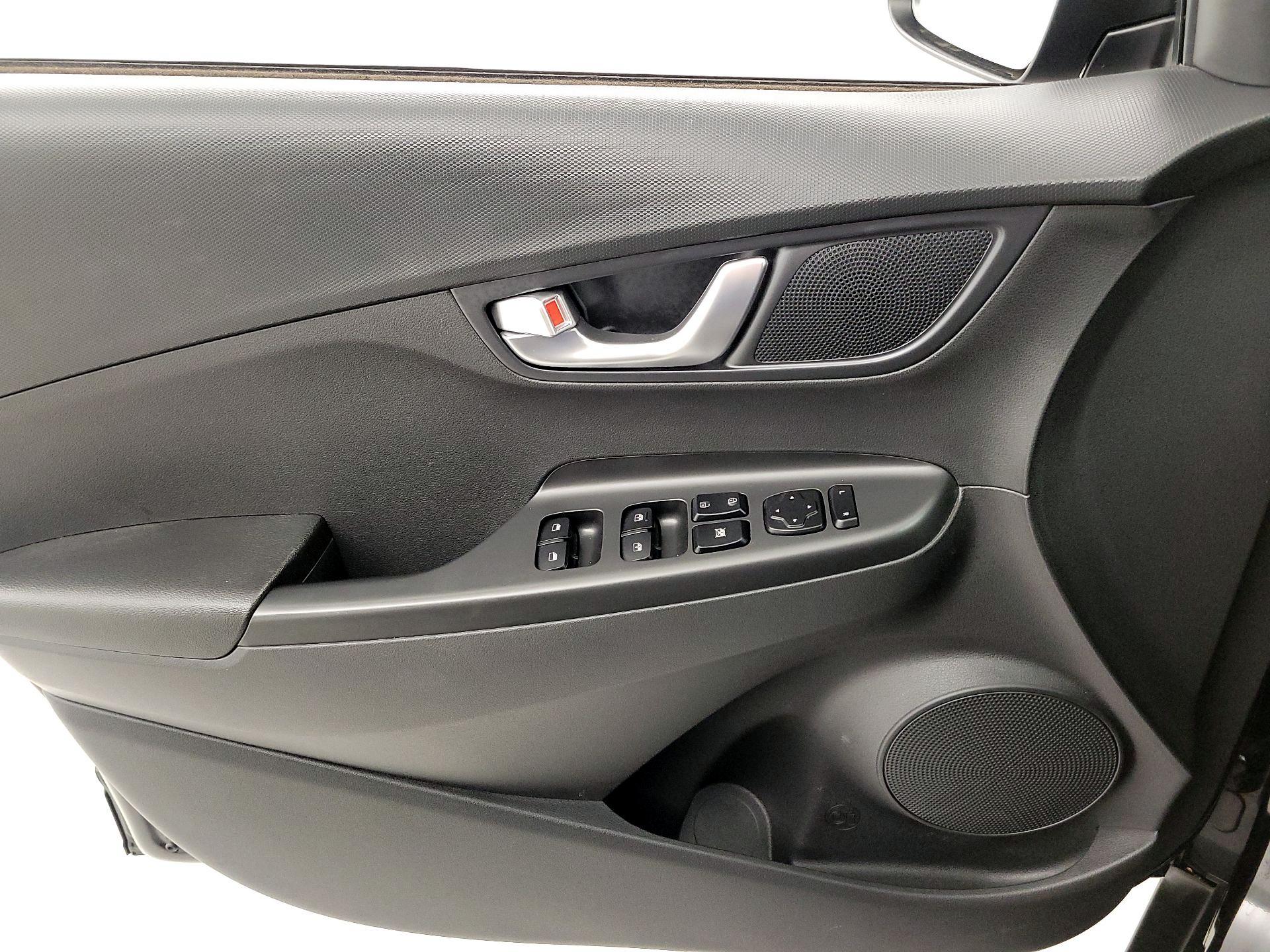Thumbnail: 2022 Hyundai Kona - 12