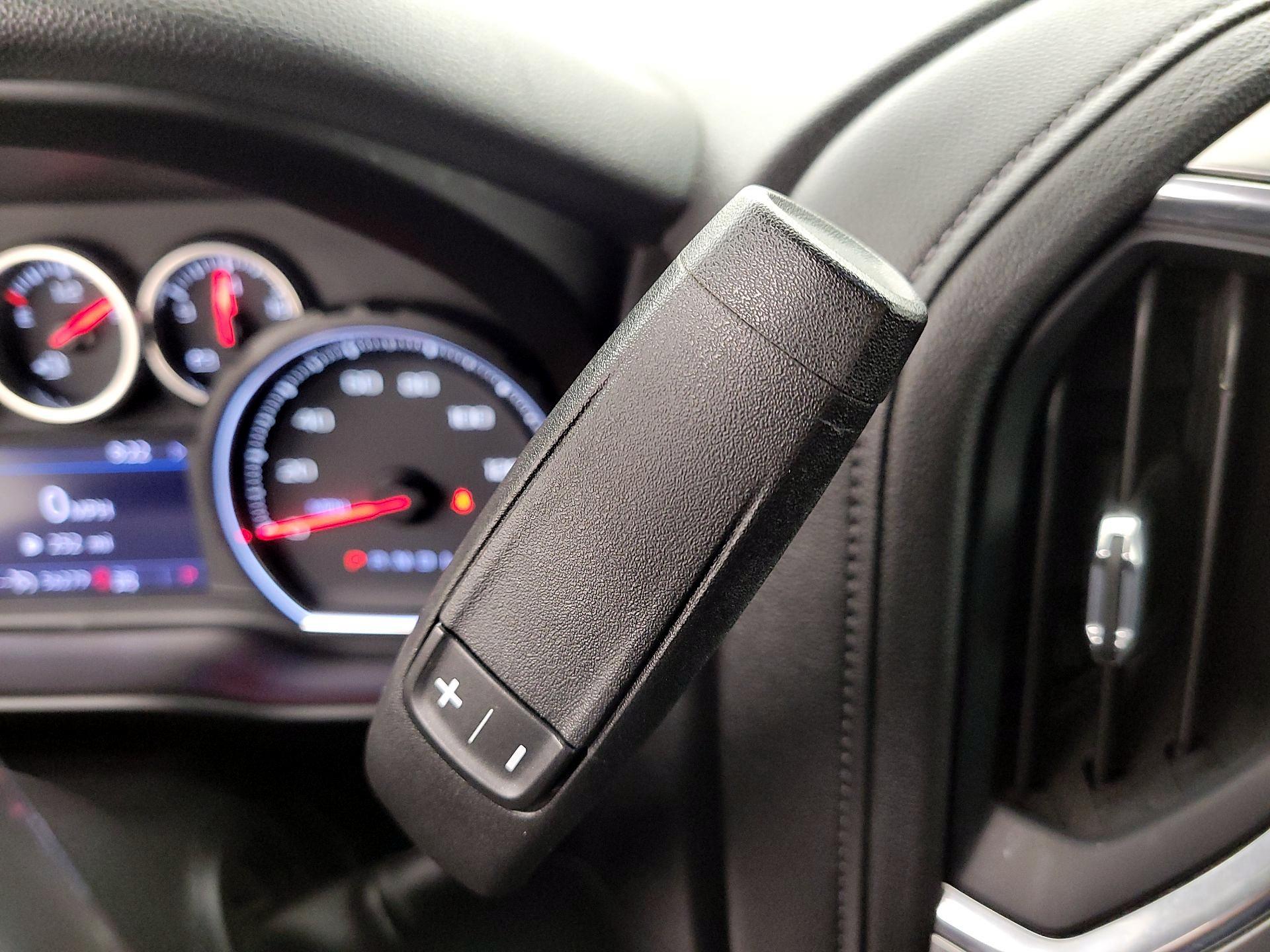 Thumbnail: 2019 Chevrolet Silverado 1500 - 17