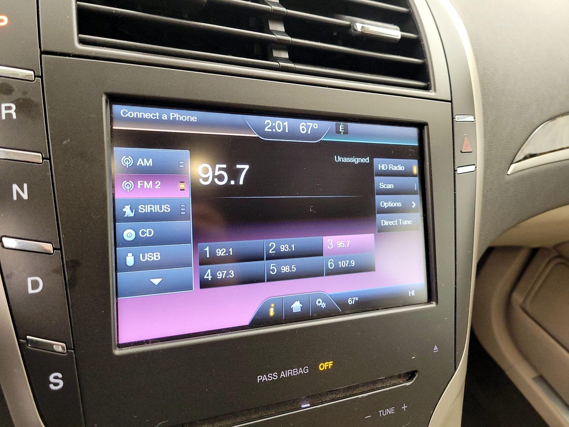 Thumbnail: 2016 Lincoln MKZ - 16