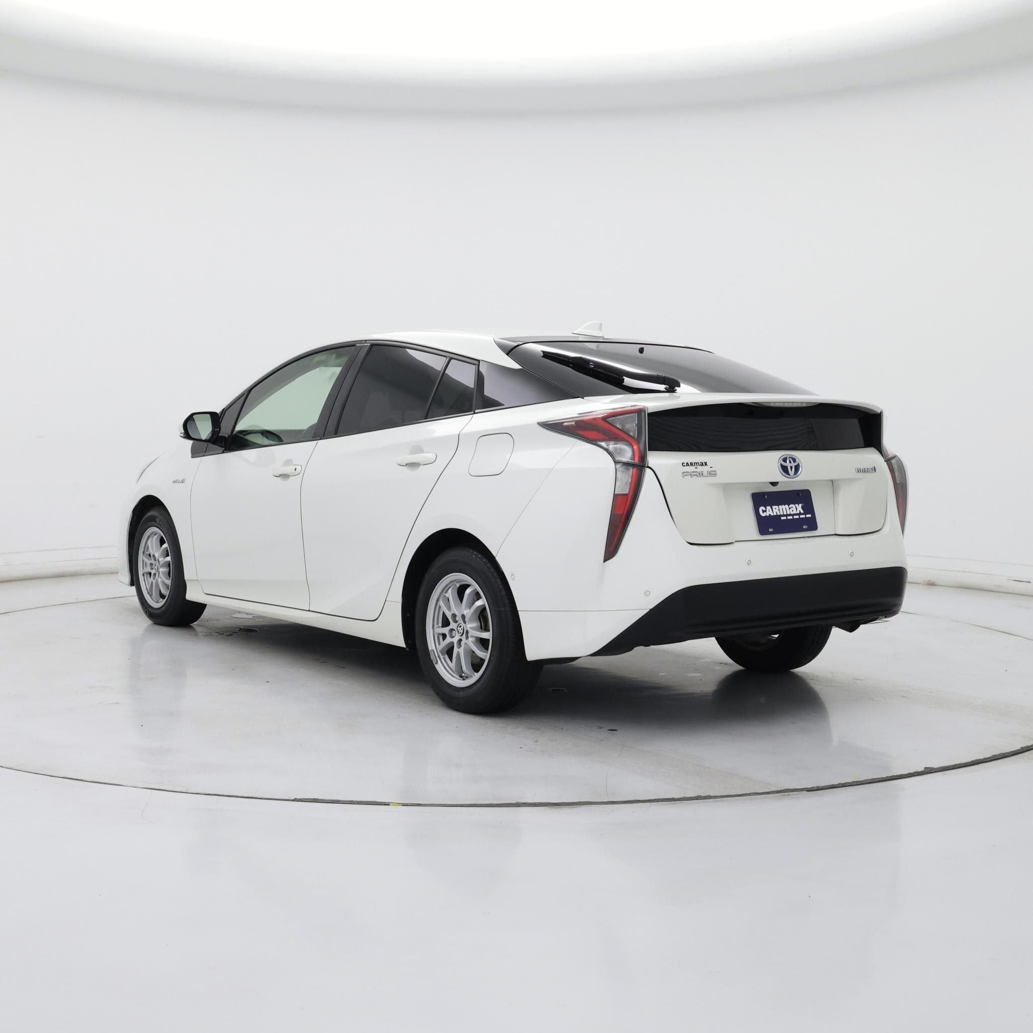 Thumbnail: 2017 Toyota Prius - 2
