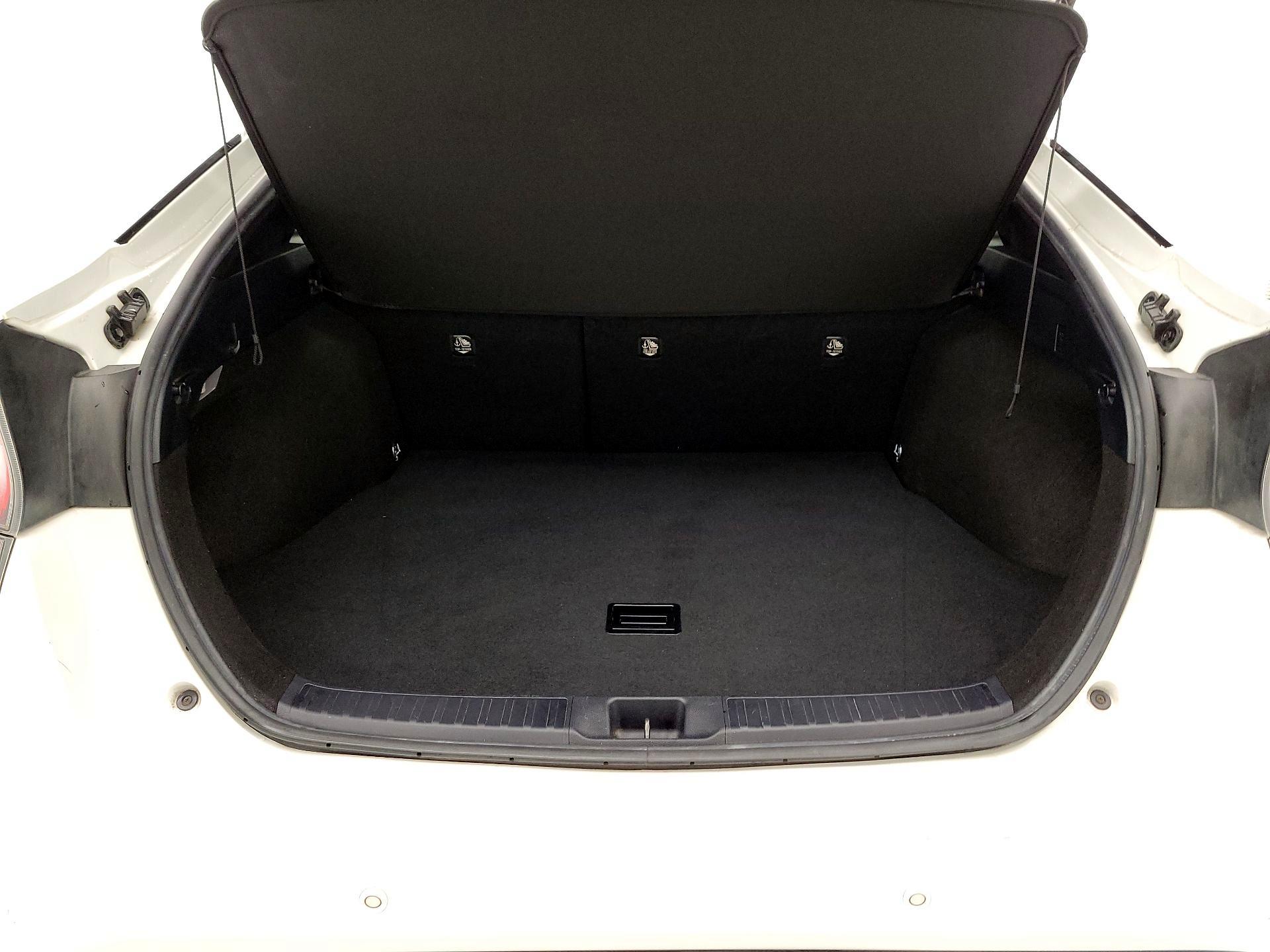 Thumbnail: 2017 Toyota Prius - 20