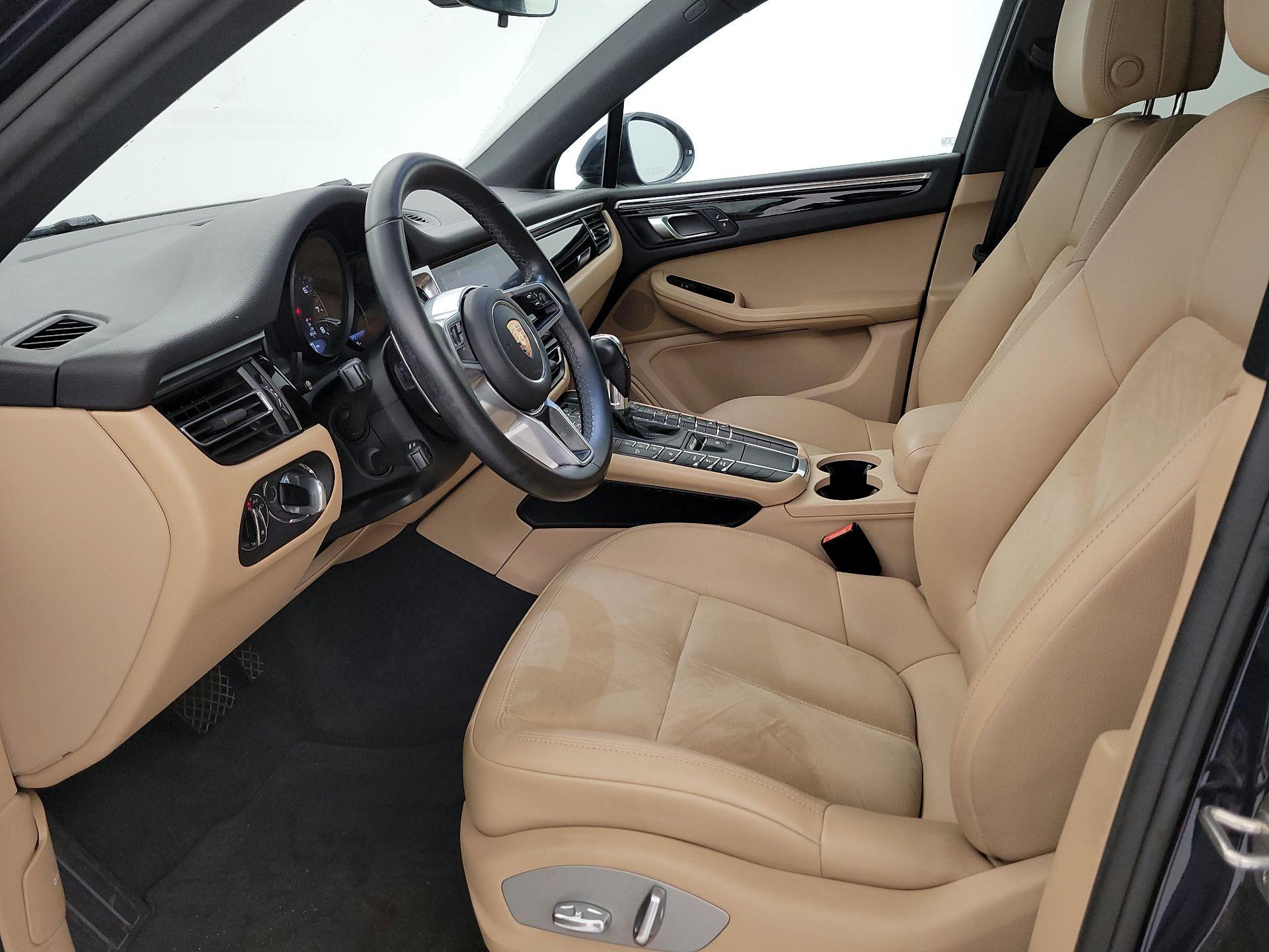 Thumbnail: 2019 Porsche Macan - 11