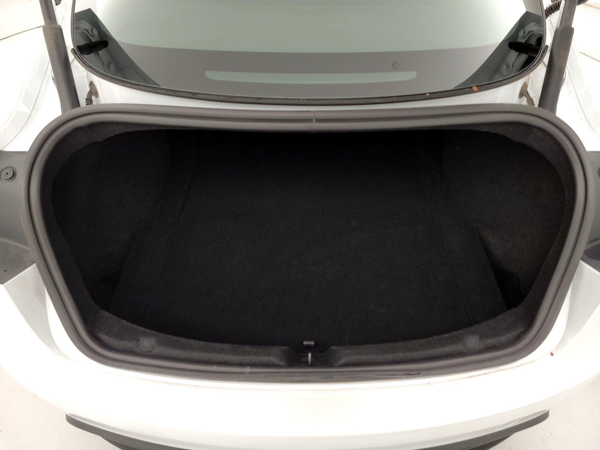 Thumbnail: 2025 Tesla Model 3 - 19