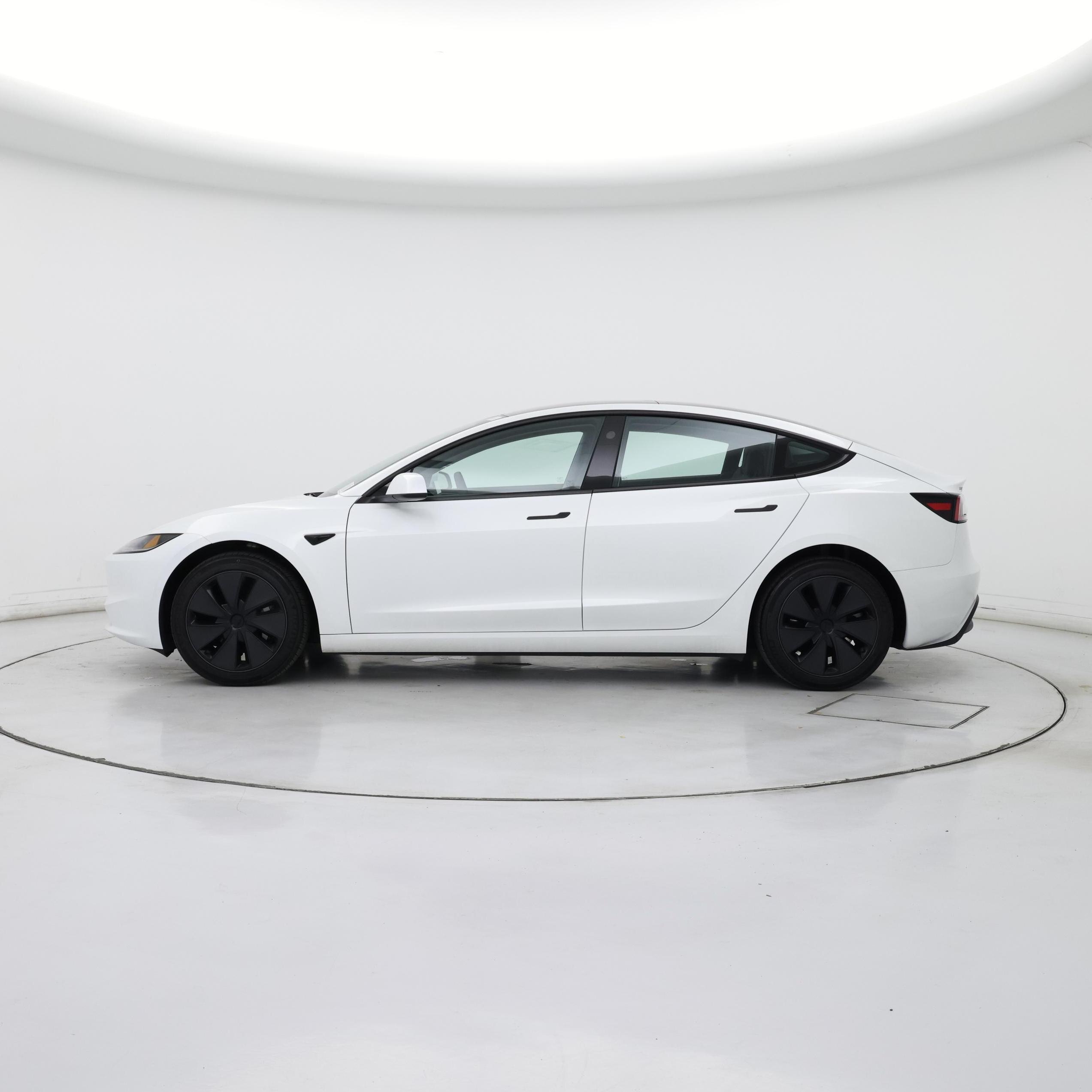 Thumbnail: 2025 Tesla Model 3 - 3