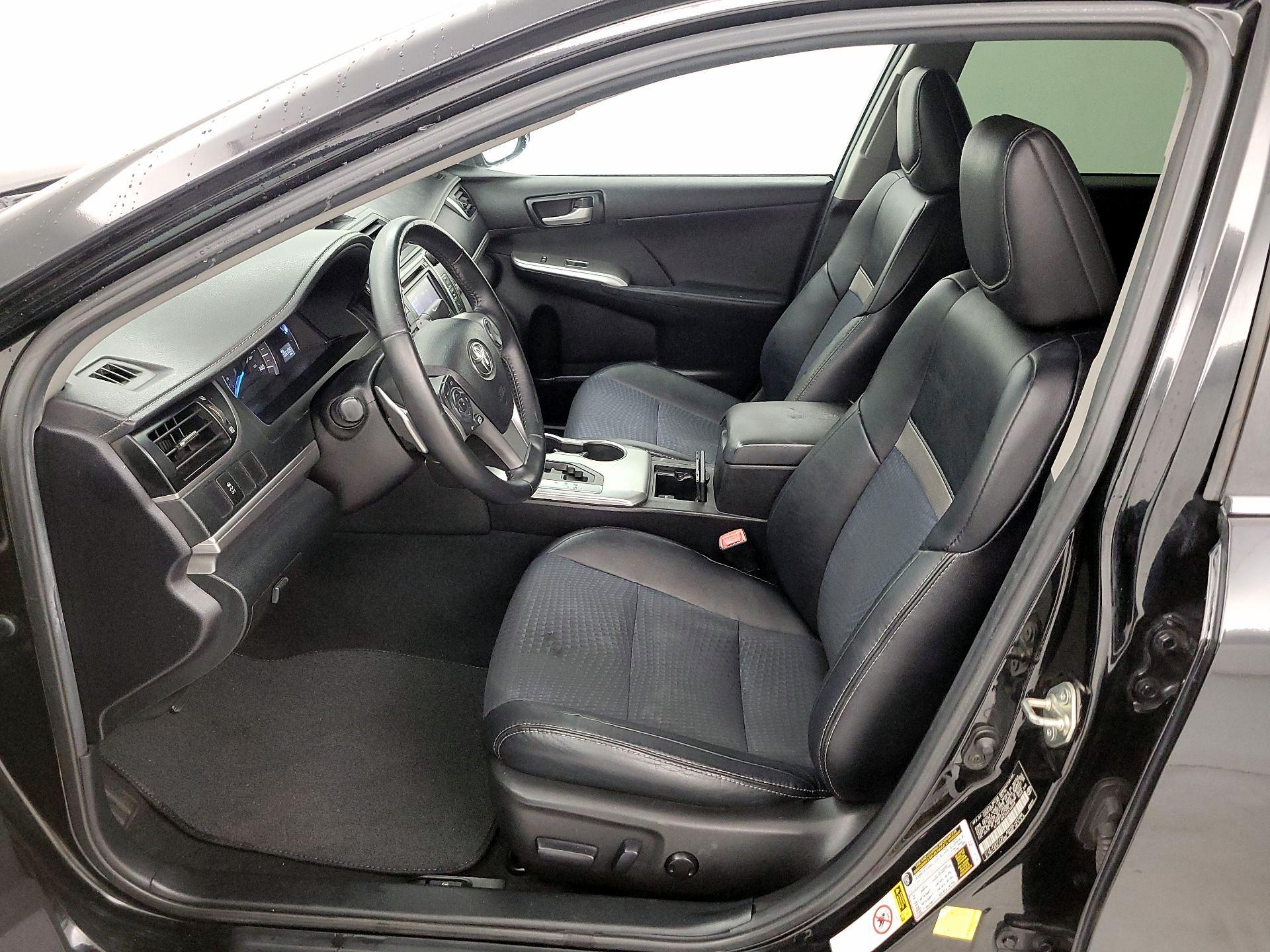 Thumbnail: 2014 Toyota Camry - 11