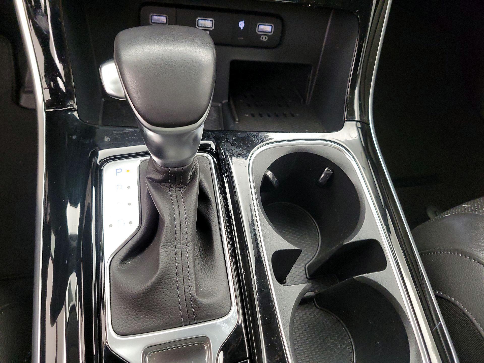 Thumbnail: 2024 Kia Carnival - 18