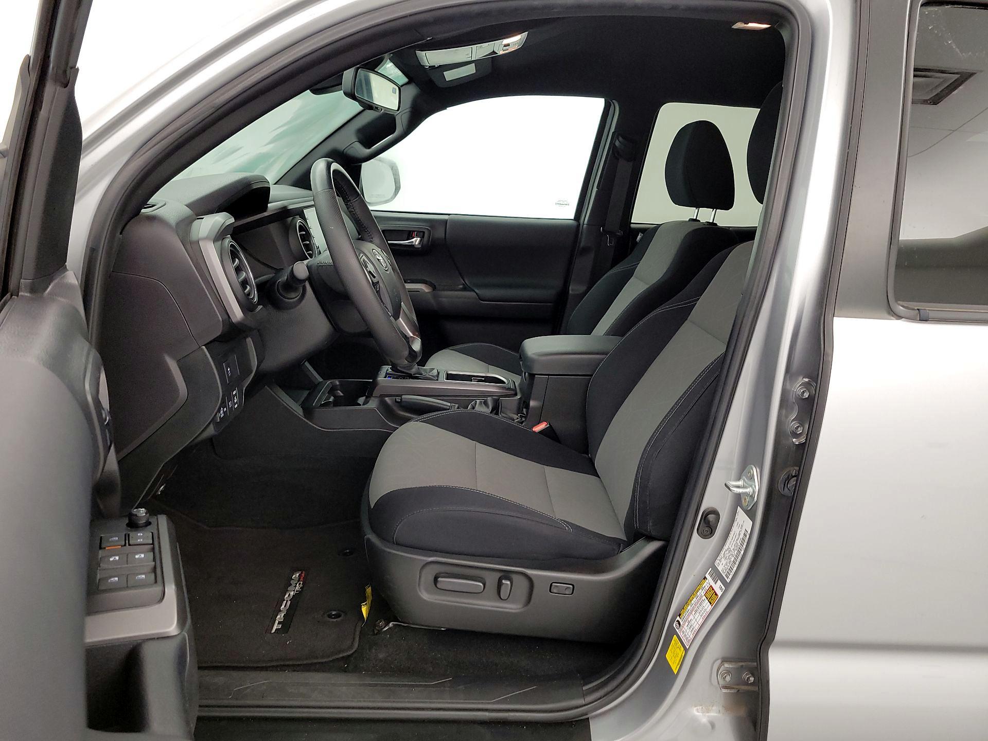 Thumbnail: 2023 Toyota Tacoma - 11