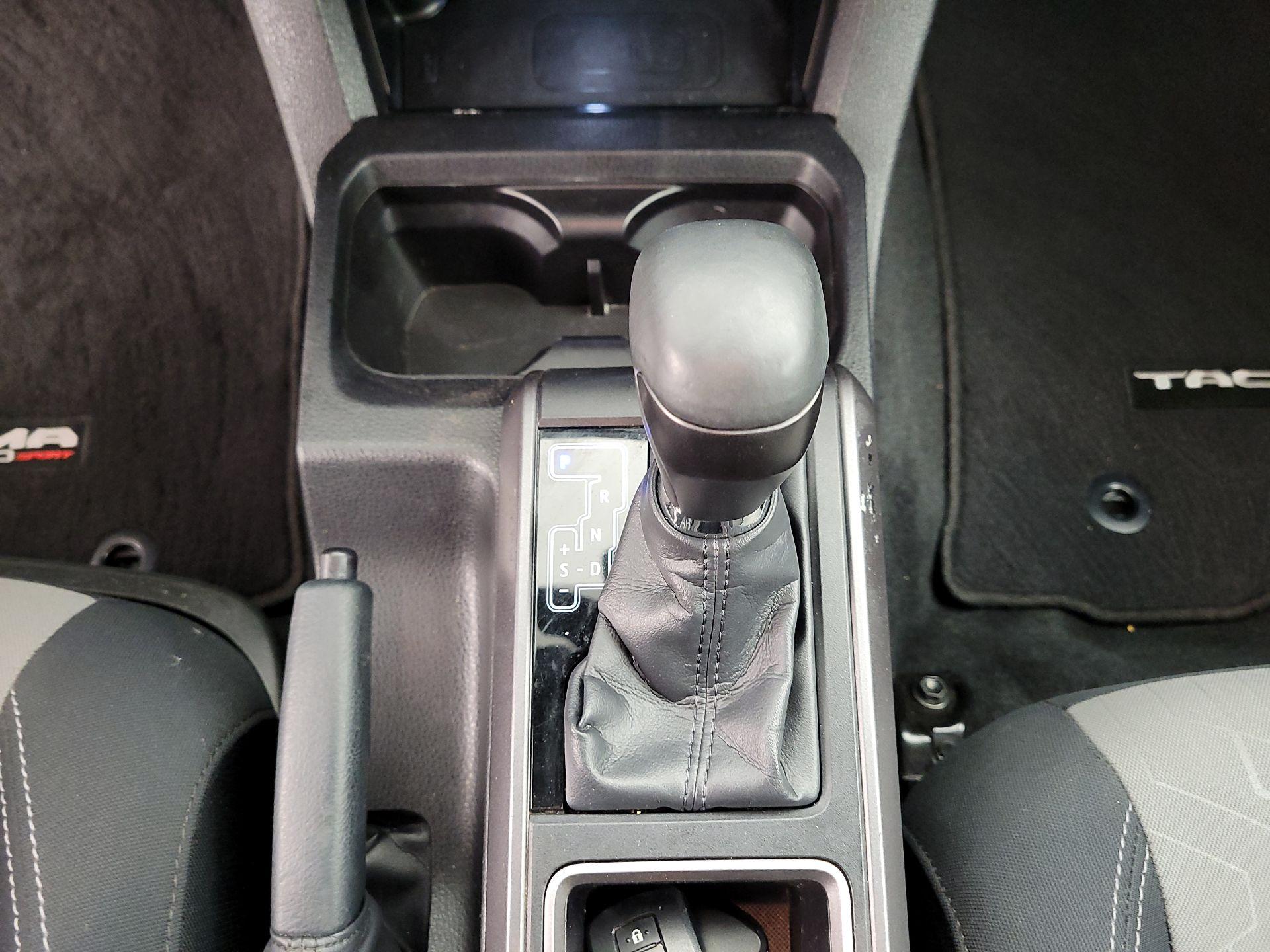 Thumbnail: 2023 Toyota Tacoma - 17