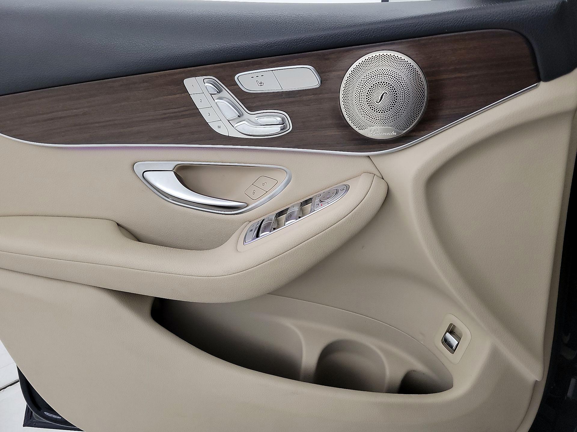 Thumbnail: 2021 Mercedes-Benz GLC - 12