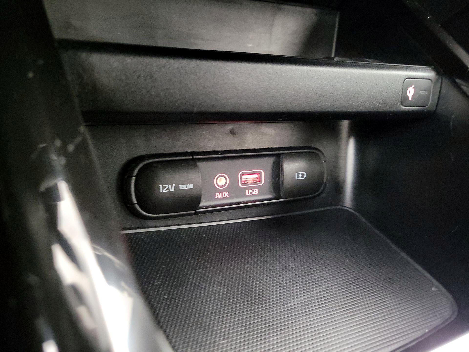 Thumbnail: 2020 Kia Forte - 18