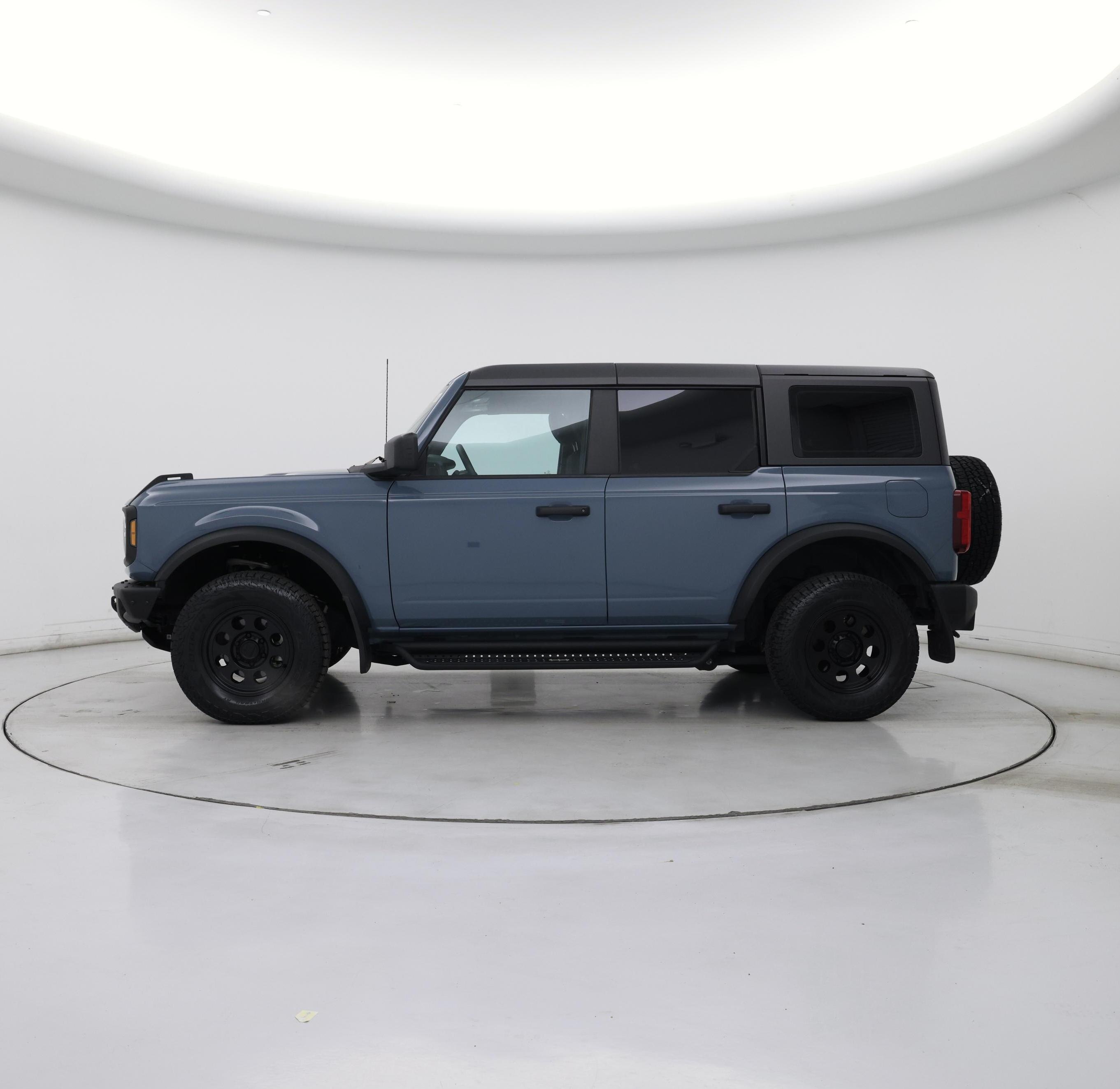 Thumbnail: 2022 Ford Bronco - 3