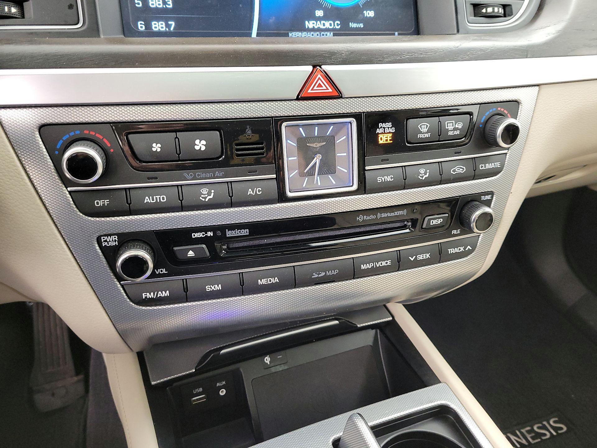 Thumbnail: 2018 Genesis G80 - 17