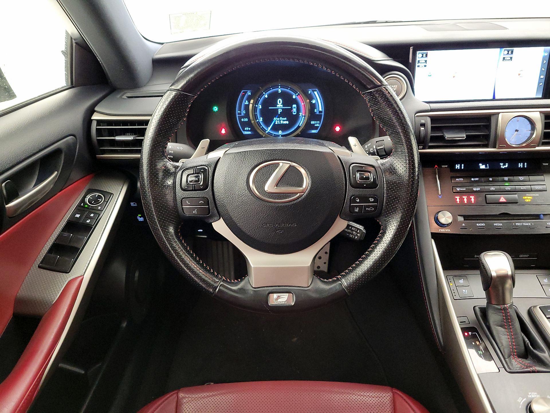 Thumbnail: 2017 Lexus IS - 10