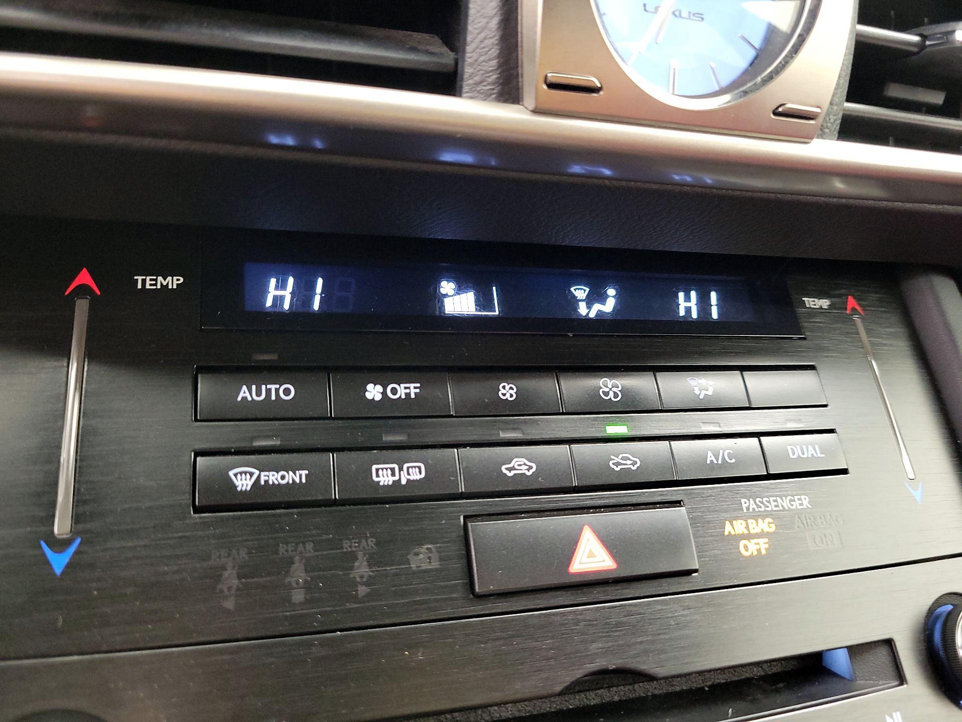 Thumbnail: 2017 Lexus IS - 17