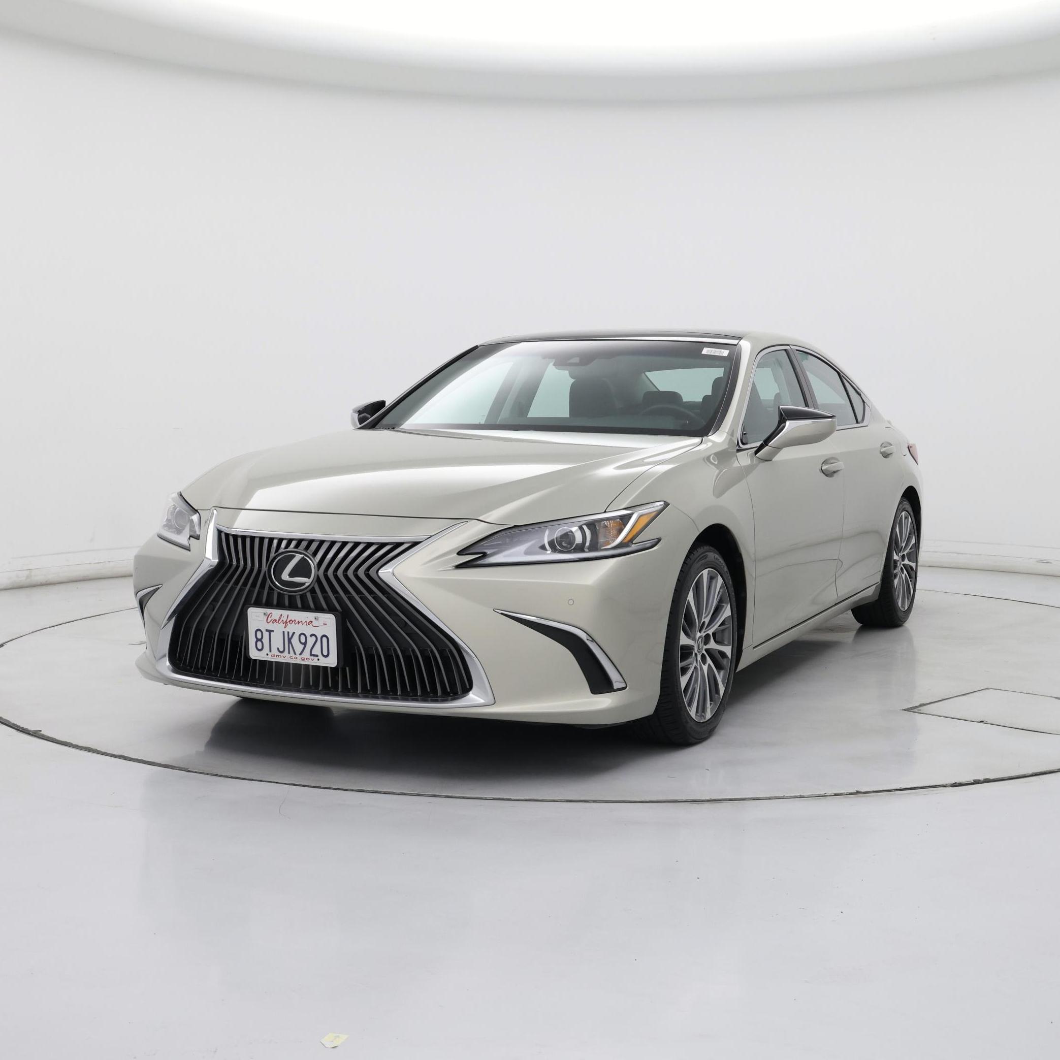 Thumbnail: 2021 Lexus ES - 4