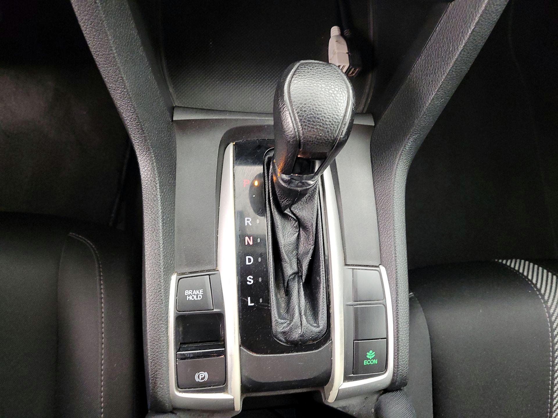 Thumbnail: 2018 Honda Civic - 17