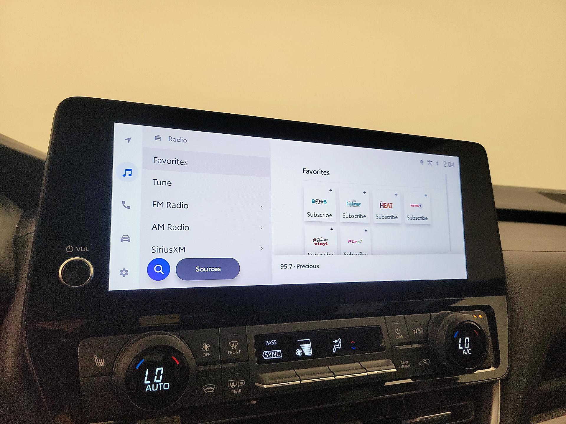 Thumbnail: 2025 Toyota Highlander - 15