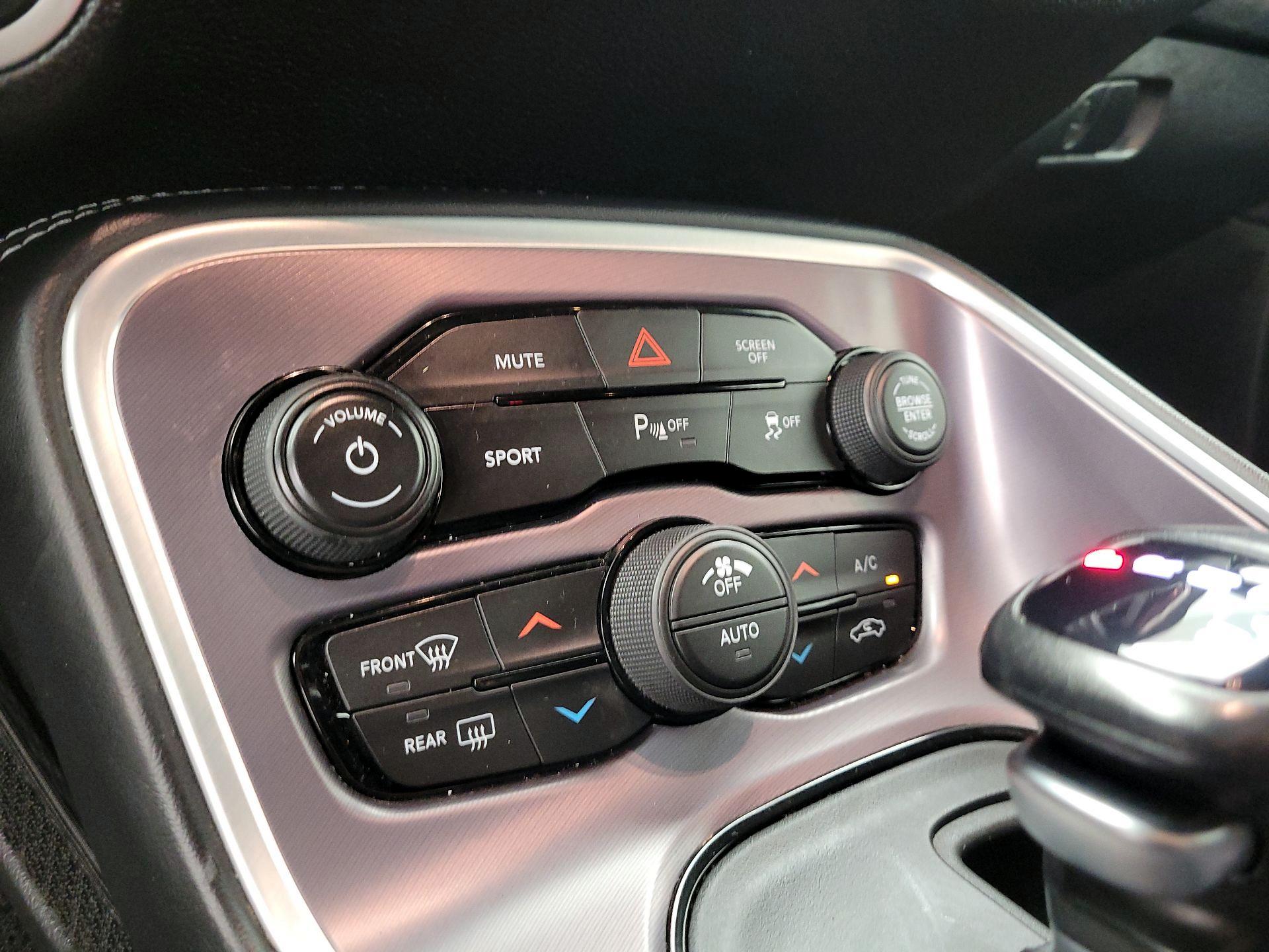 Thumbnail: 2020 Dodge Challenger - 17