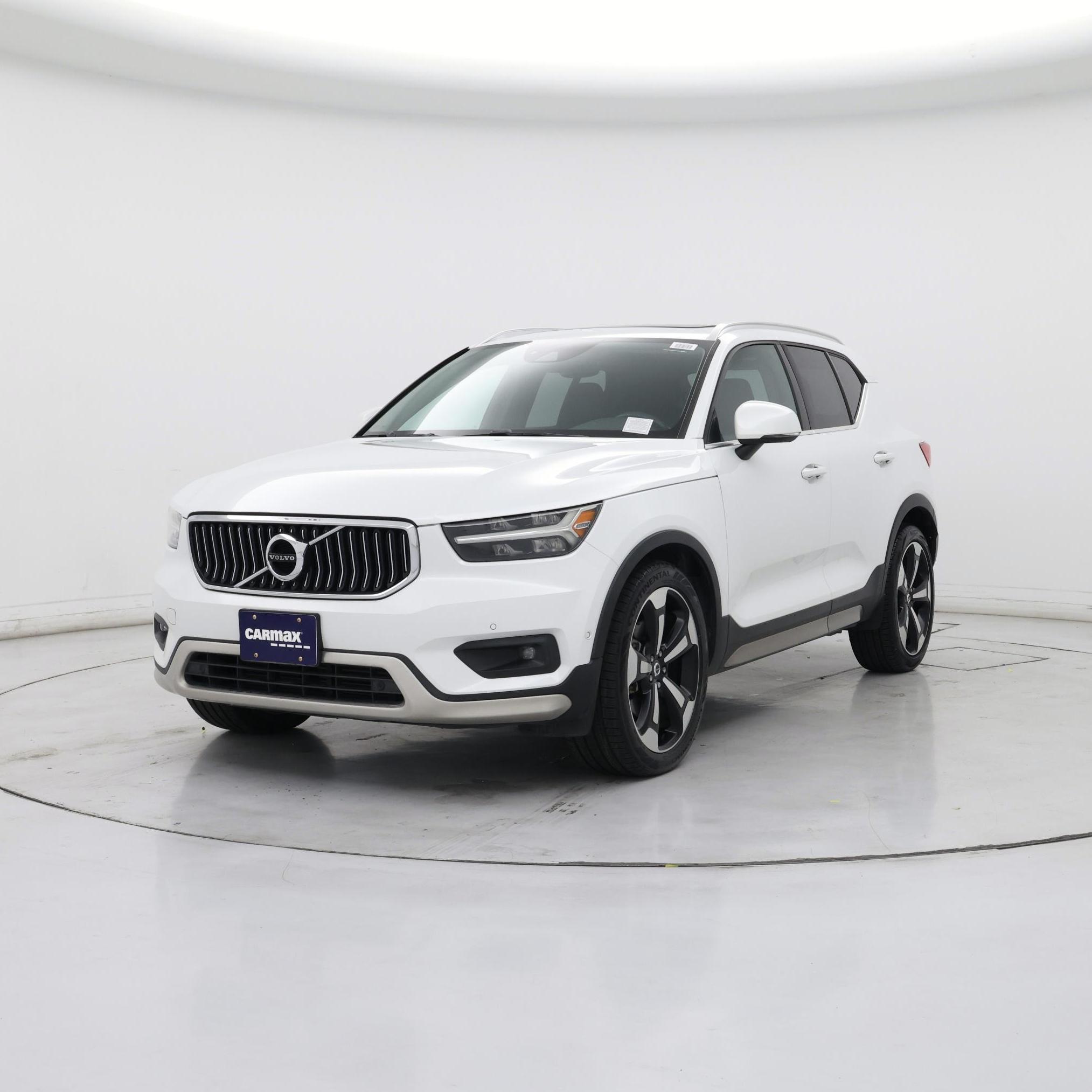Thumbnail: 2019 Volvo XC40 - 4