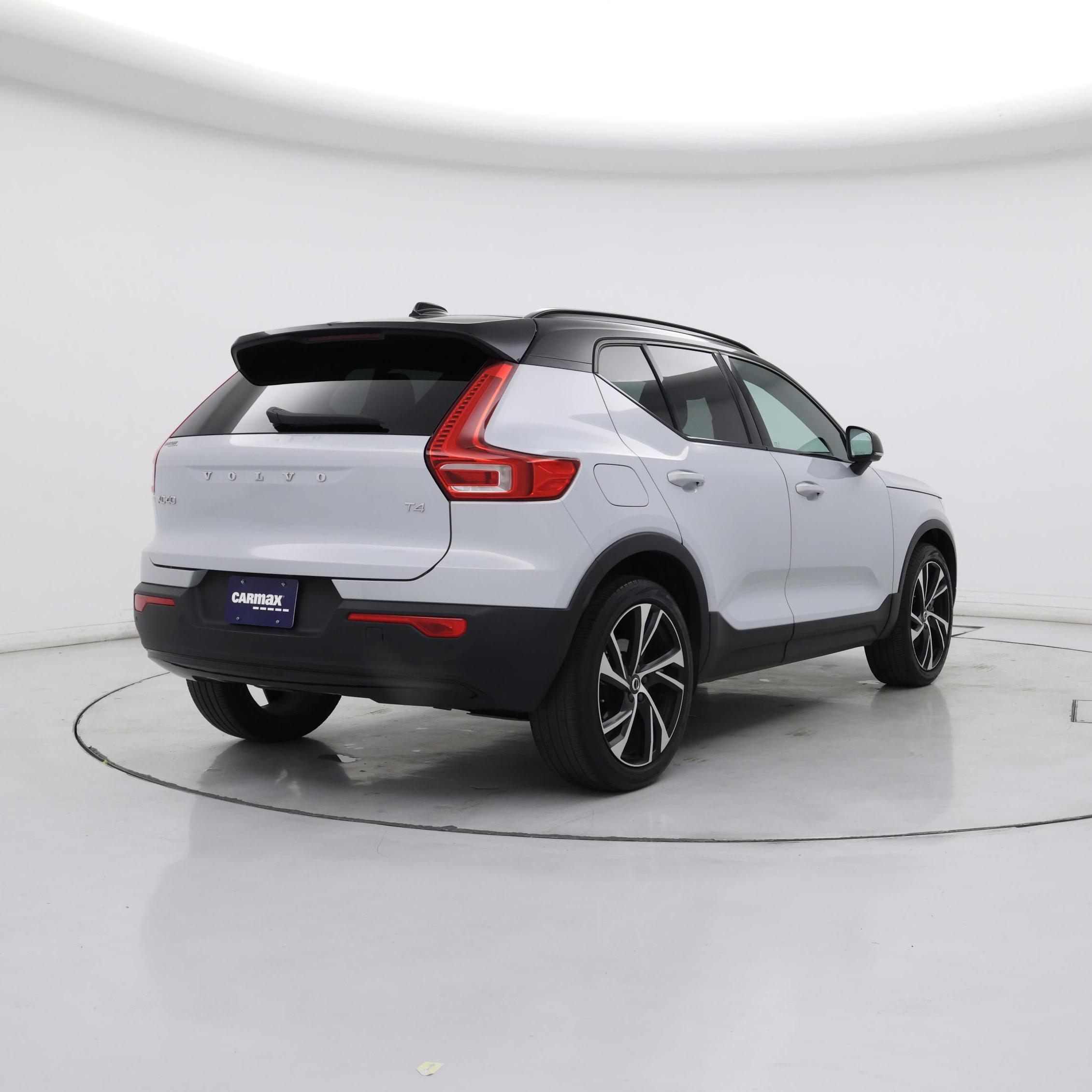 Thumbnail: 2021 Volvo XC40 - 8