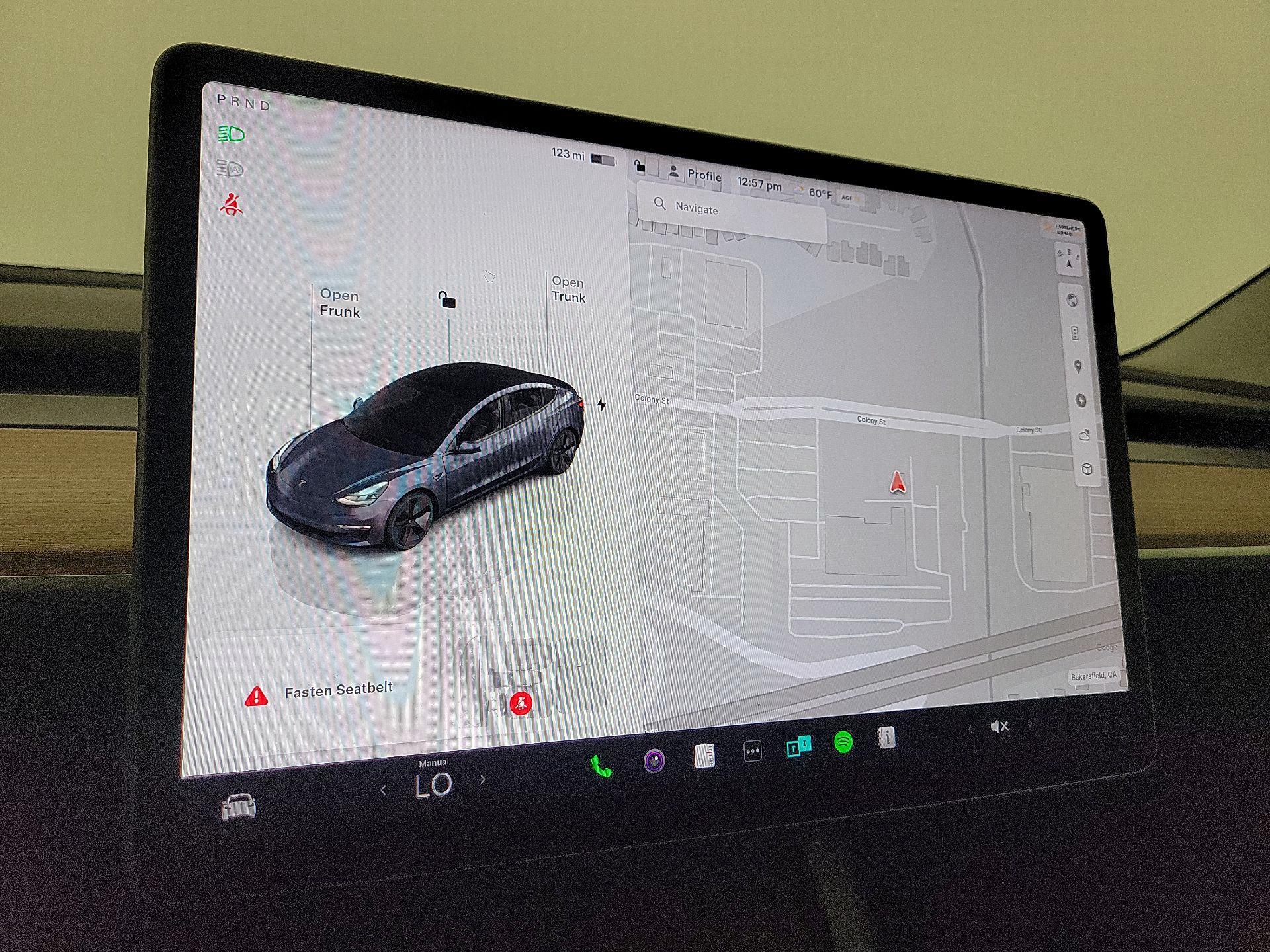 Thumbnail: 2022 Tesla Model 3 - 13