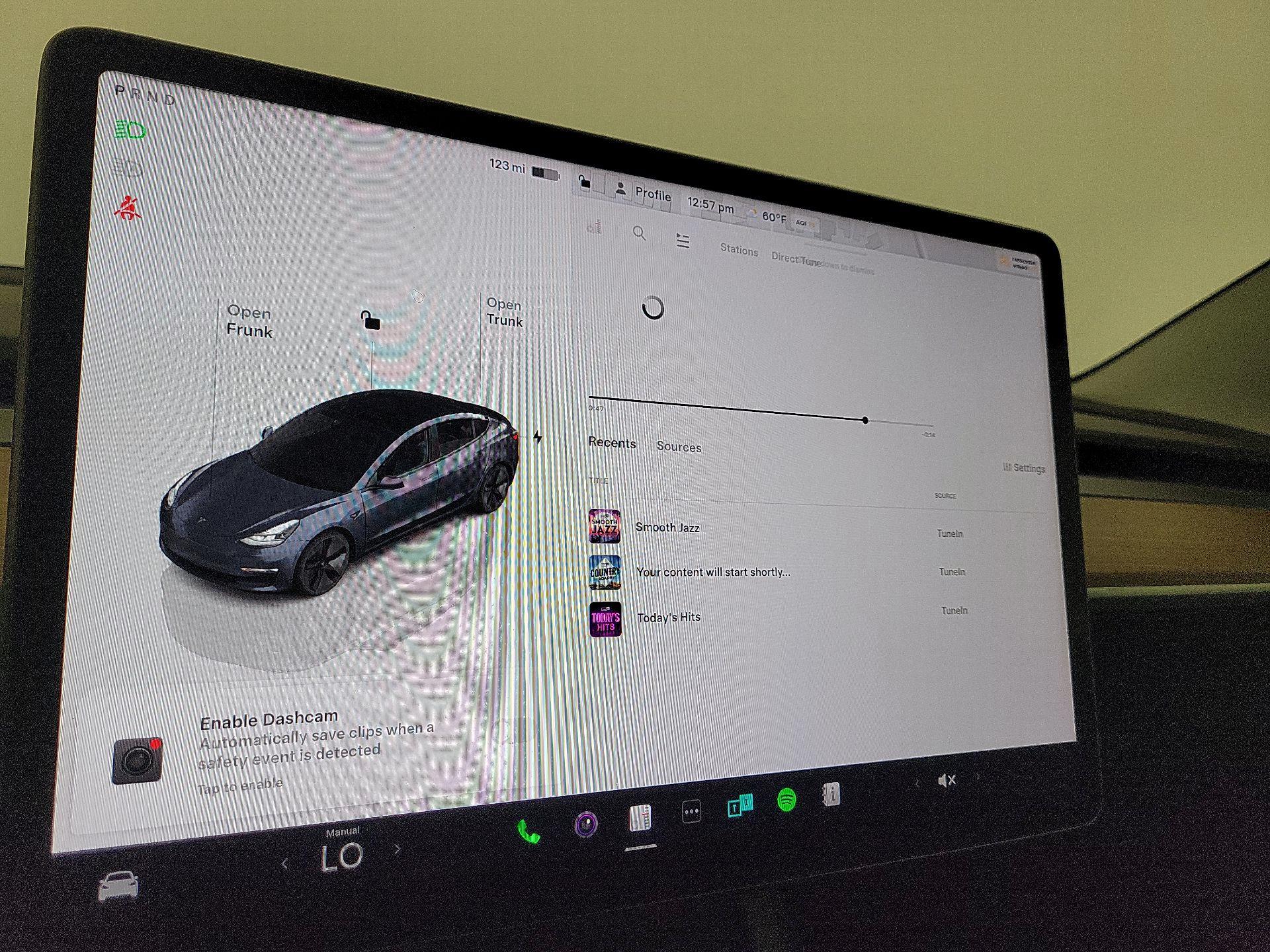 Thumbnail: 2022 Tesla Model 3 - 15