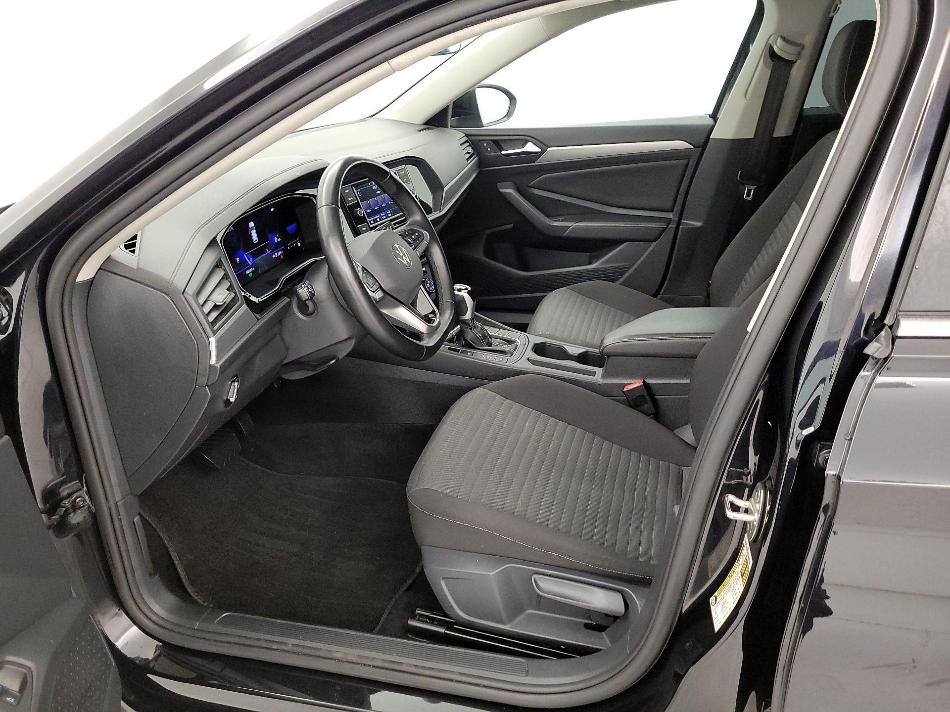 Thumbnail: 2024 Volkswagen Jetta - 11