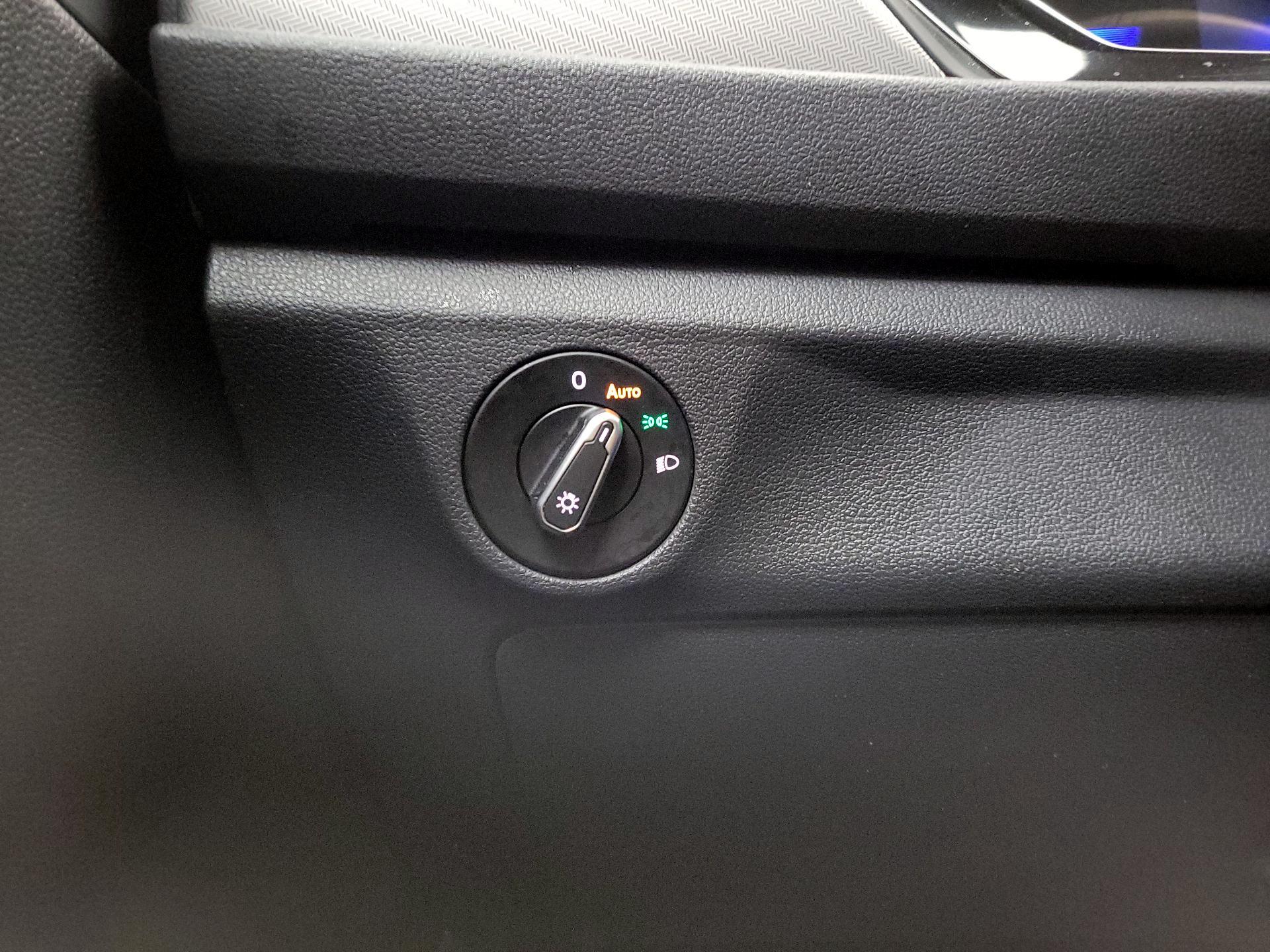 Thumbnail: 2024 Volkswagen Jetta - 13