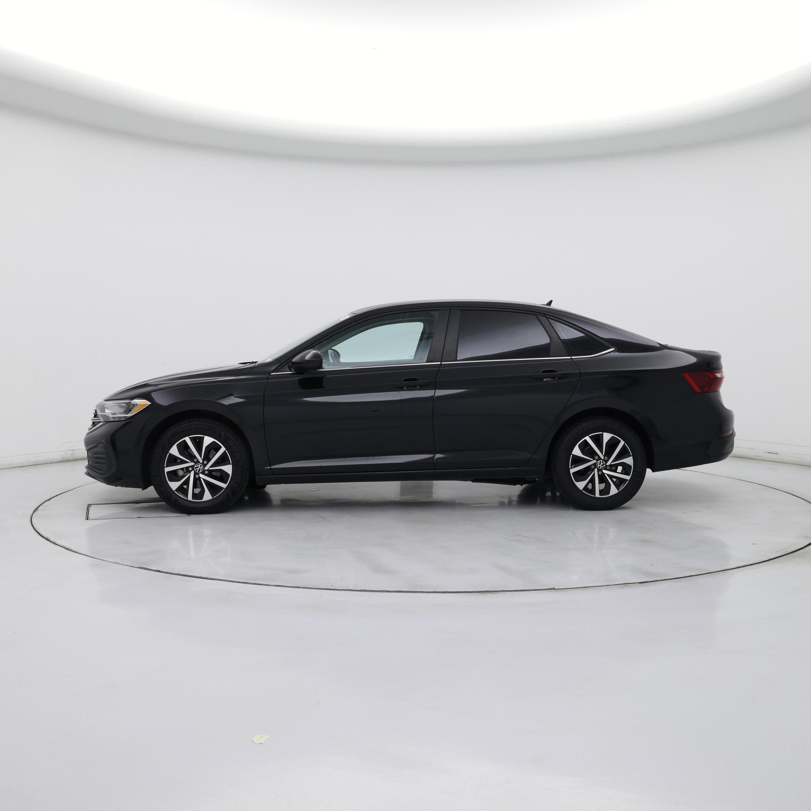 Thumbnail: 2024 Volkswagen Jetta - 3