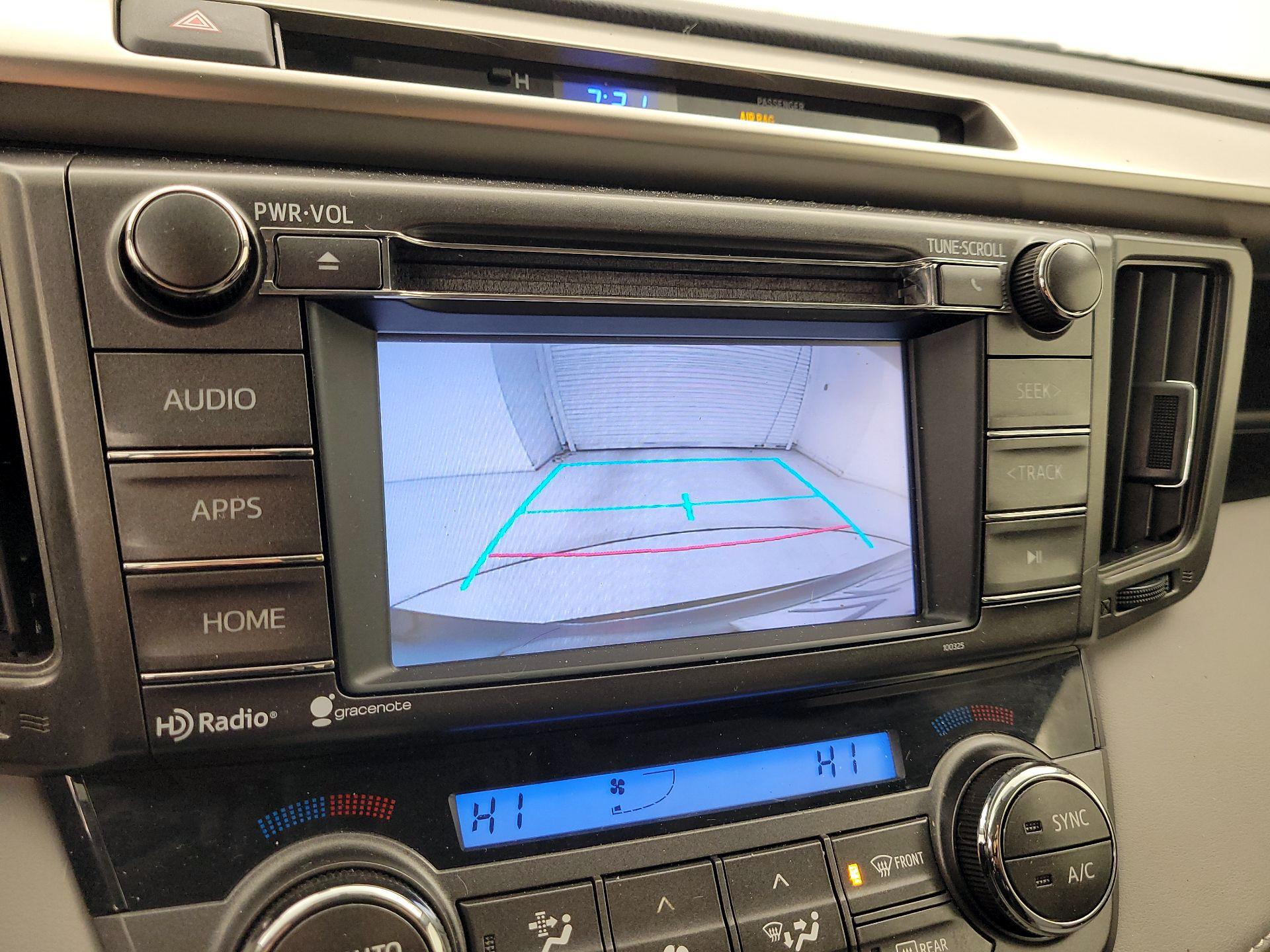 Thumbnail: 2015 Toyota RAV4 - 14