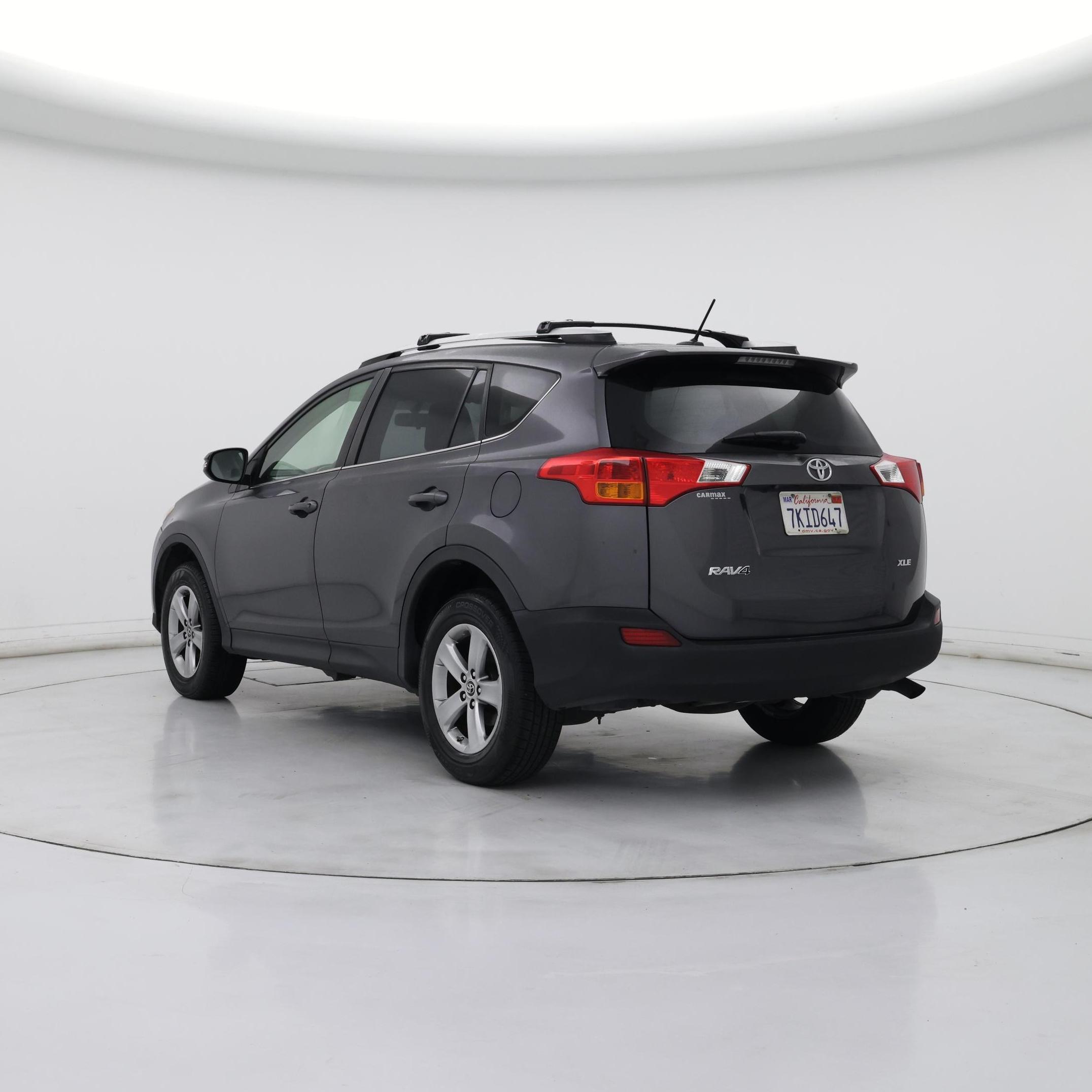 Thumbnail: 2015 Toyota RAV4 - 2