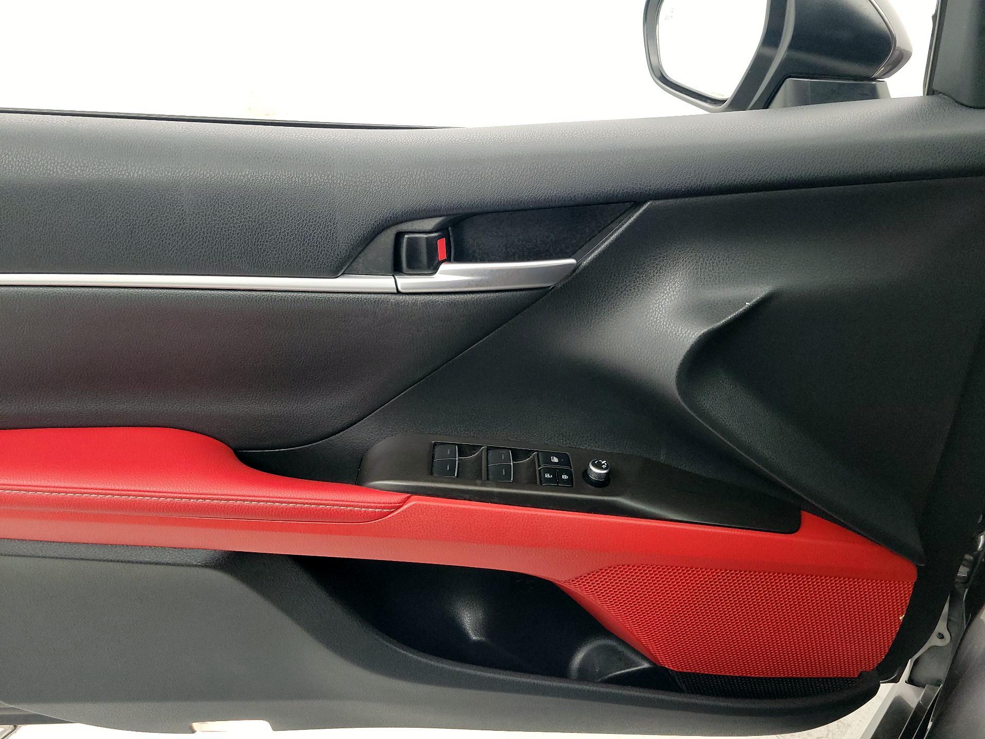 Thumbnail: 2023 Toyota Camry - 12