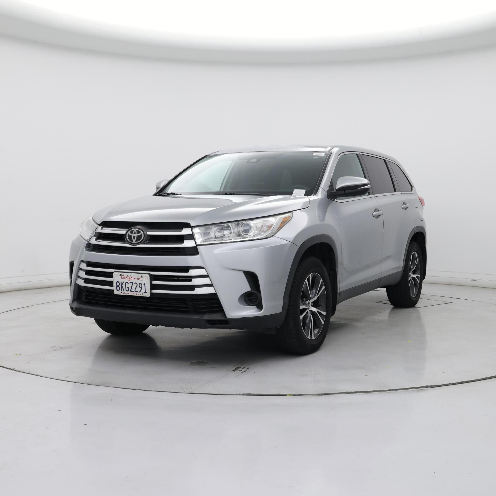Thumbnail: 2019 Toyota Highlander - 4