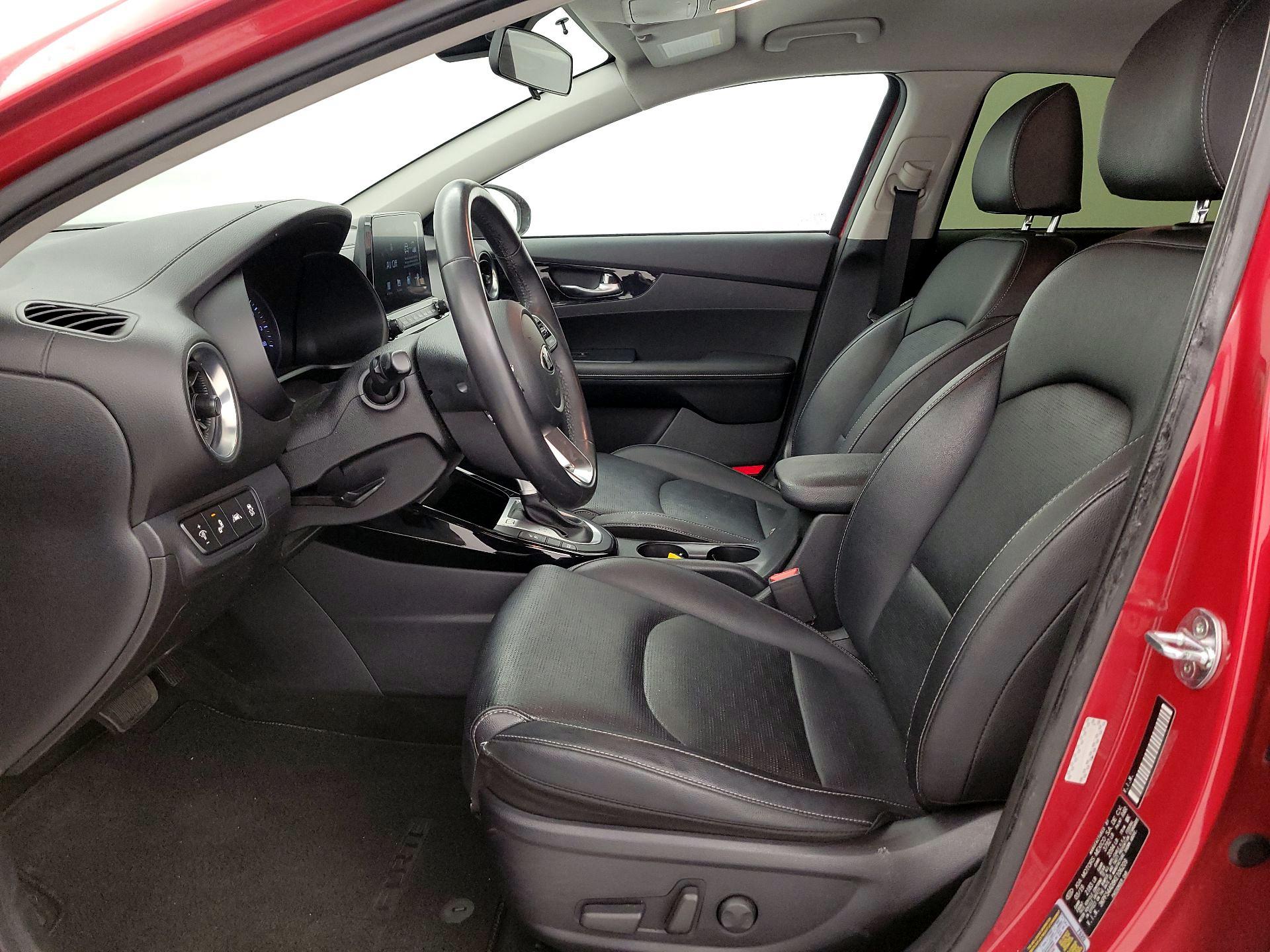 Thumbnail: 2019 Kia Forte - 11