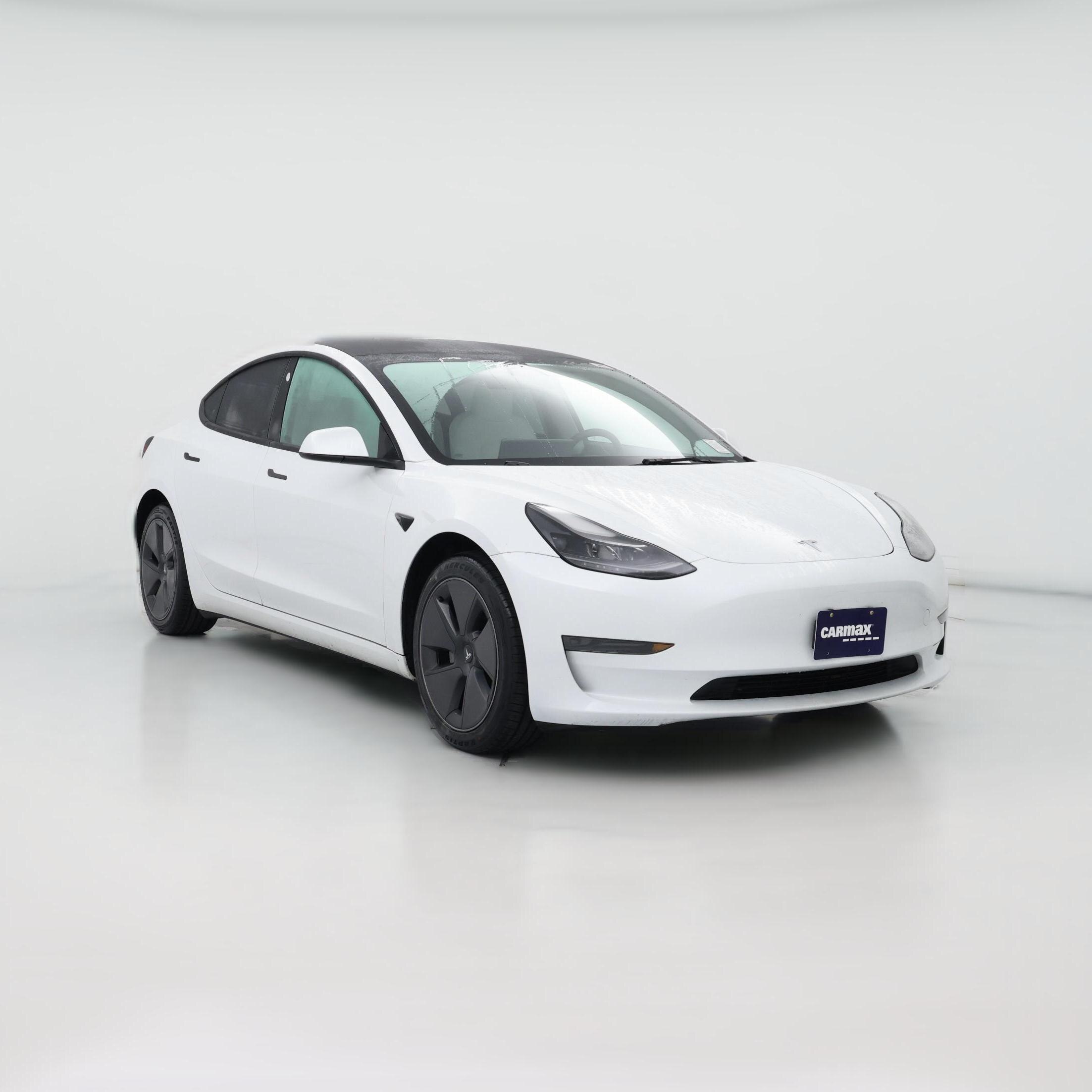 Thumbnail: 2023 Tesla Model 3 - 1