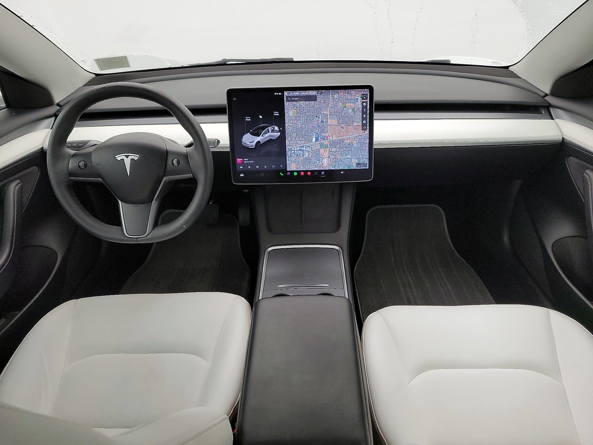 Thumbnail: 2023 Tesla Model 3 - 9