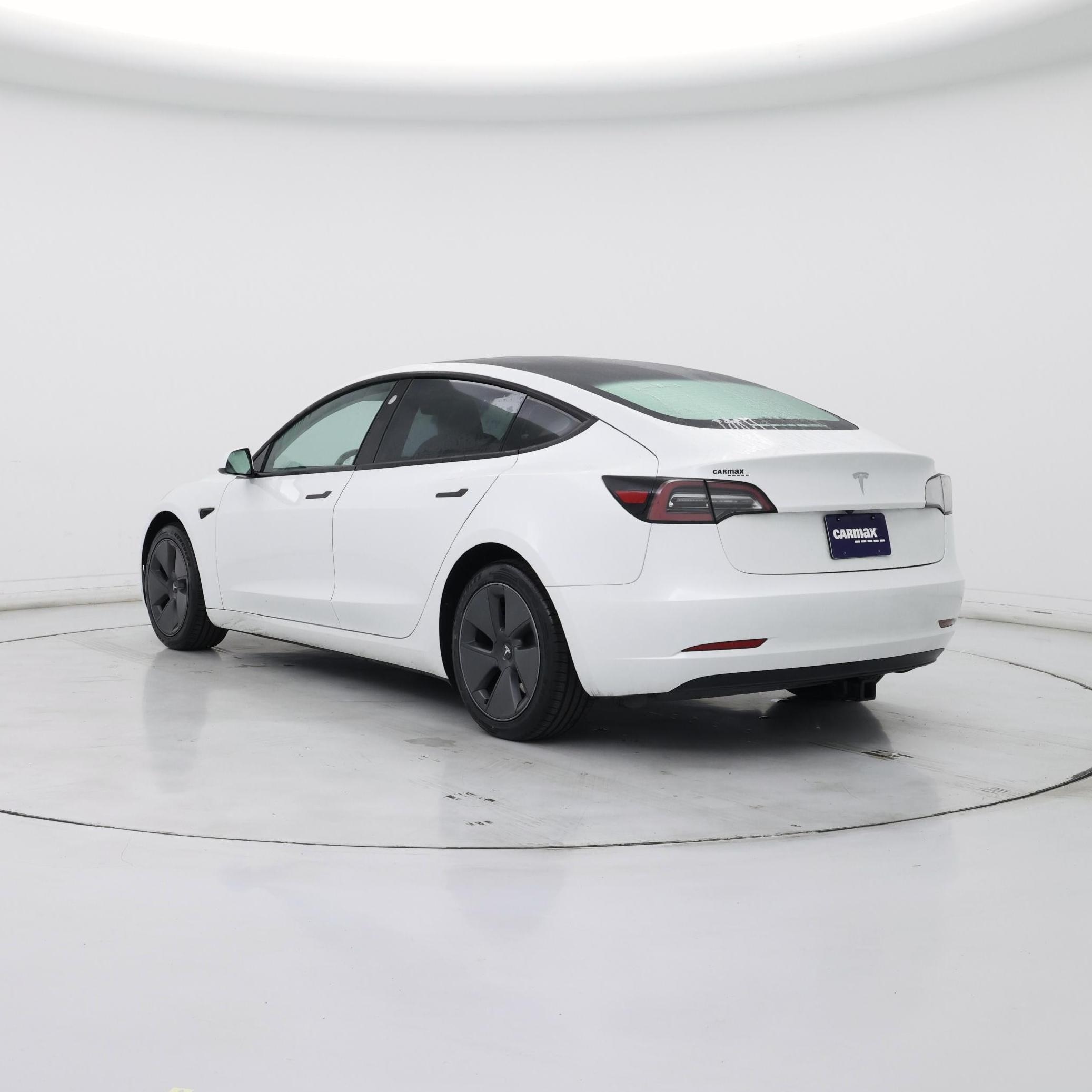 Thumbnail: 2023 Tesla Model 3 - 2