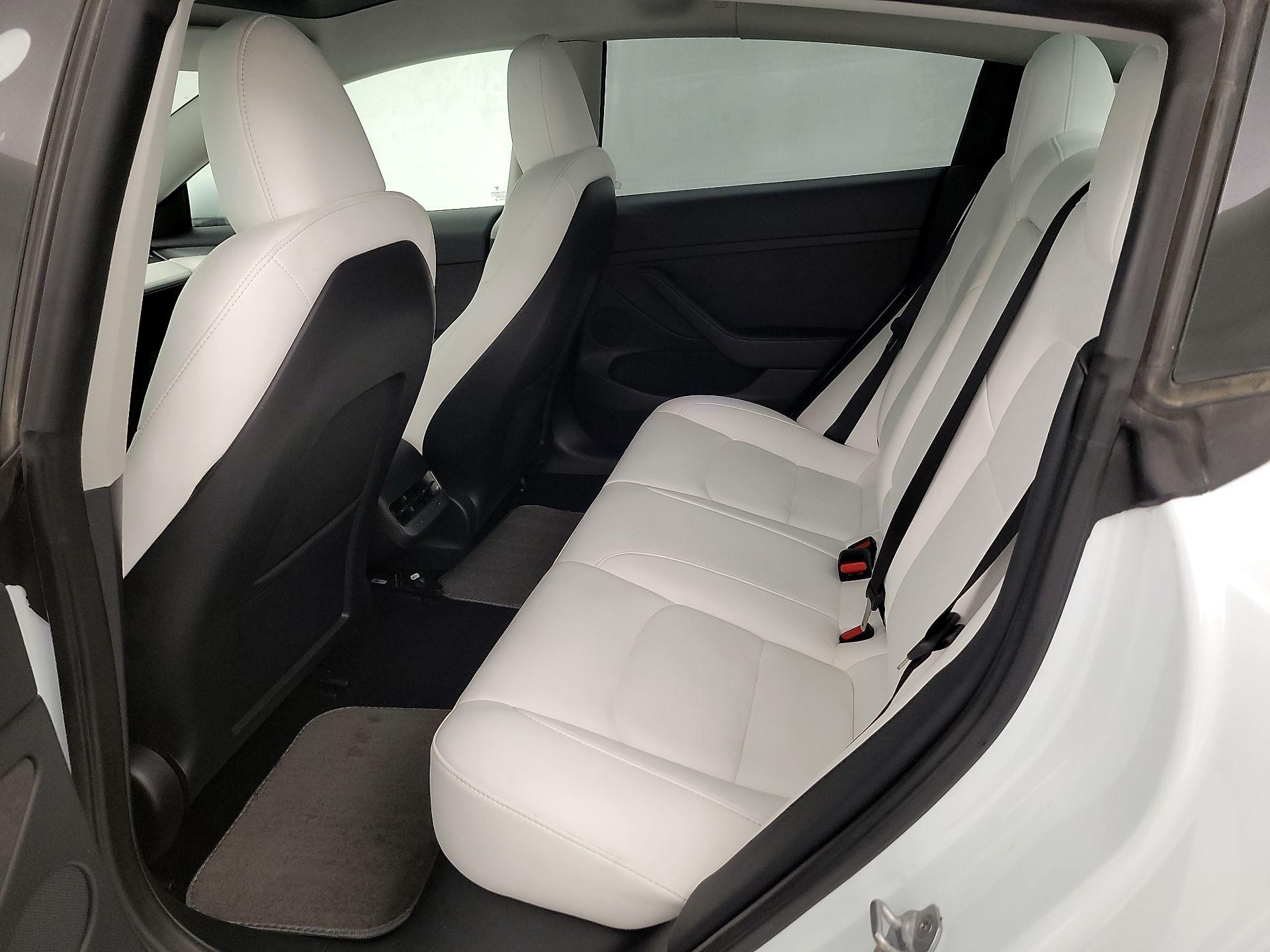 Thumbnail: 2023 Tesla Model 3 - 20