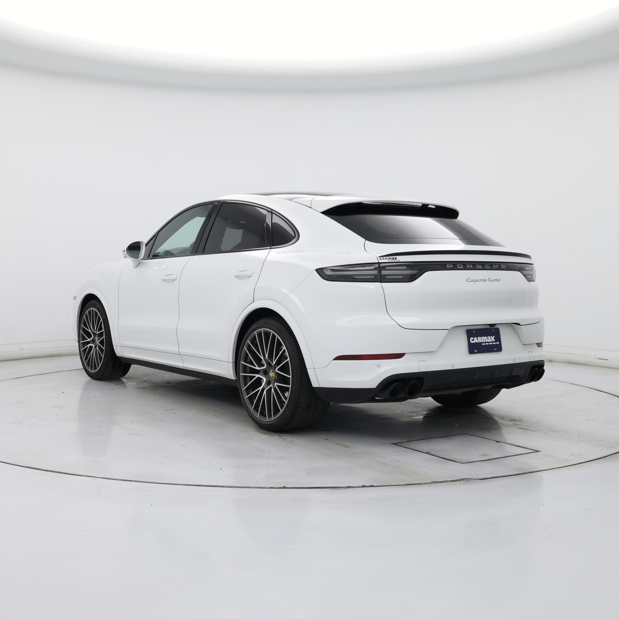 Thumbnail: 2020 Porsche Cayenne - 2