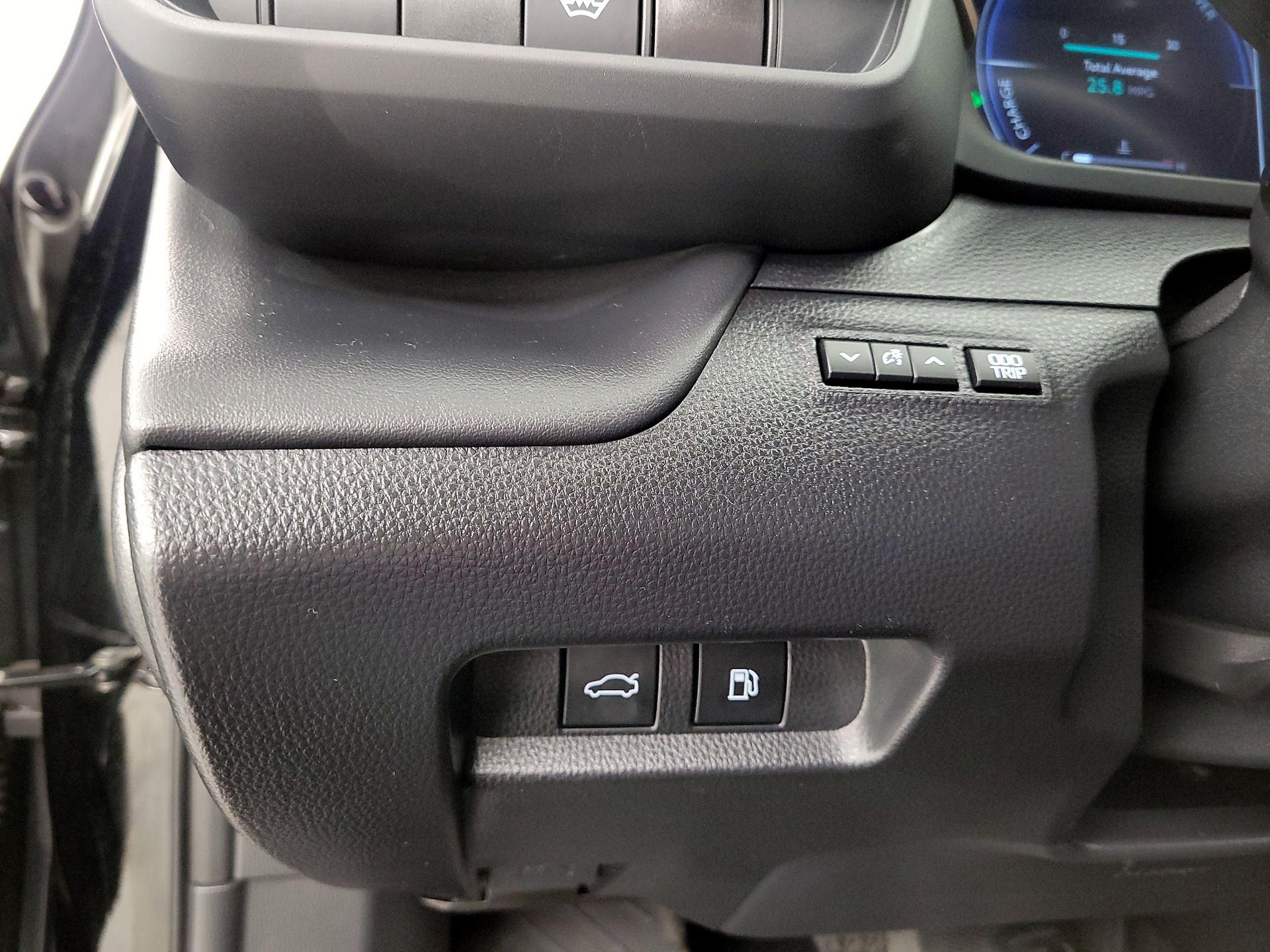 Thumbnail: 2024 Toyota Crown - 13