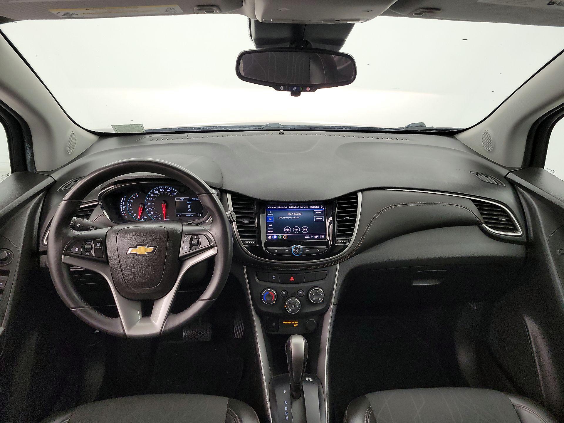 Thumbnail: 2022 Chevrolet Trax - 9