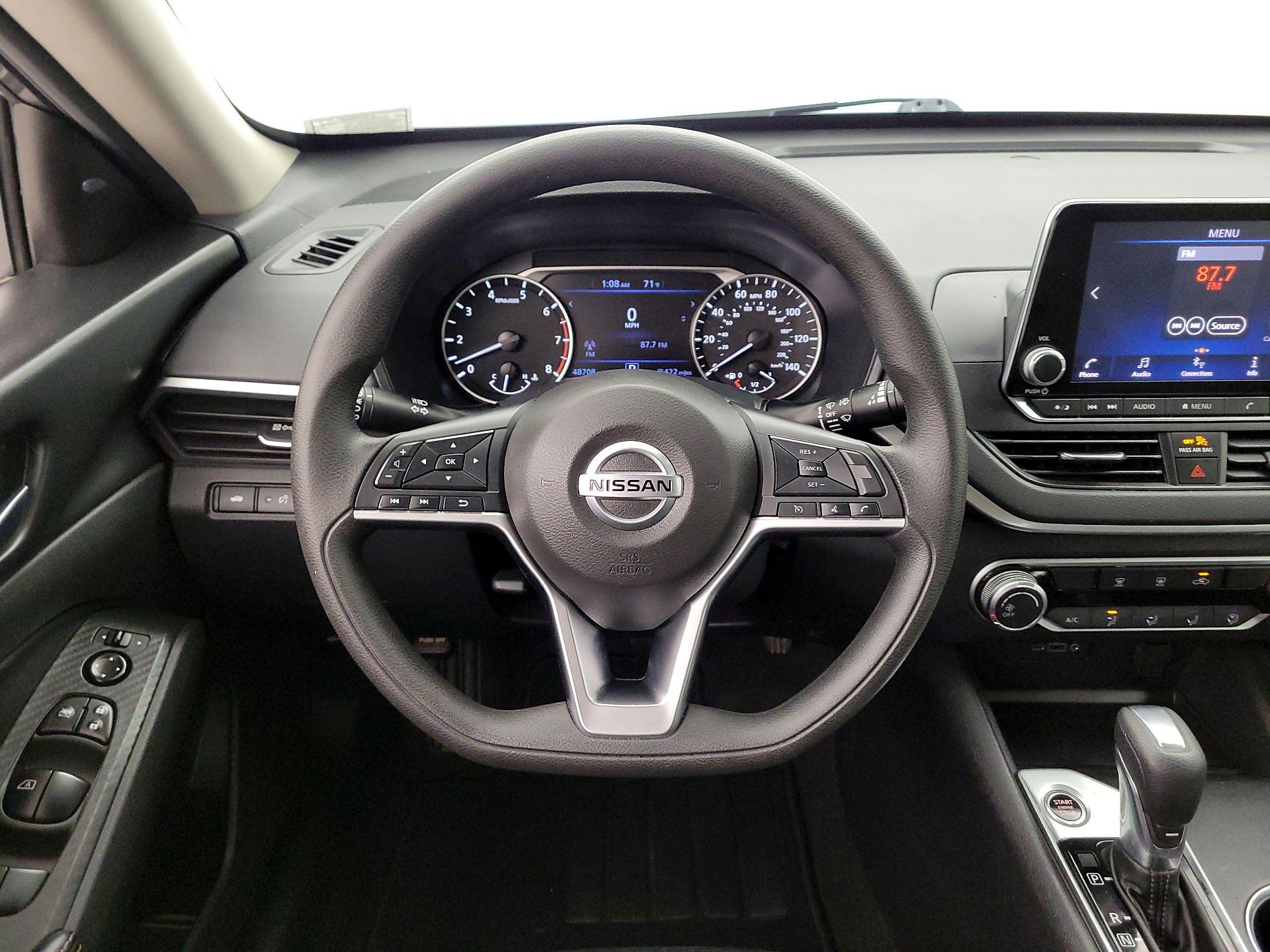 Thumbnail: 2022 Nissan Altima - 10