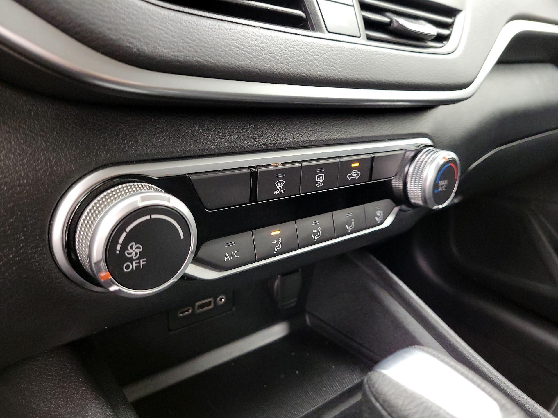 Thumbnail: 2022 Nissan Altima - 16