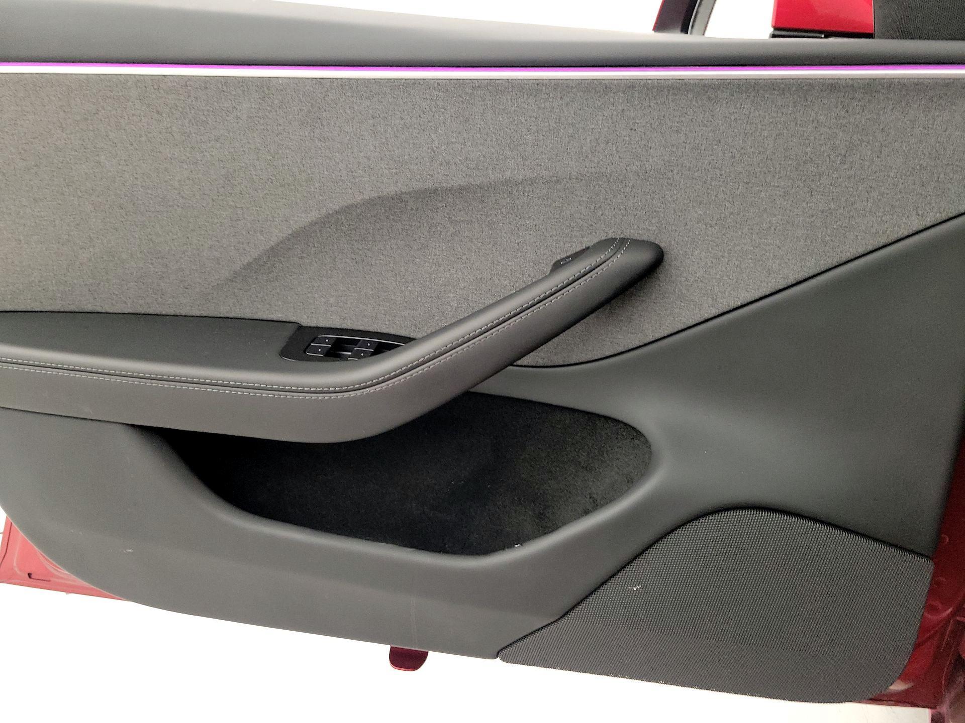 Thumbnail: 2025 Tesla Model 3 - 12