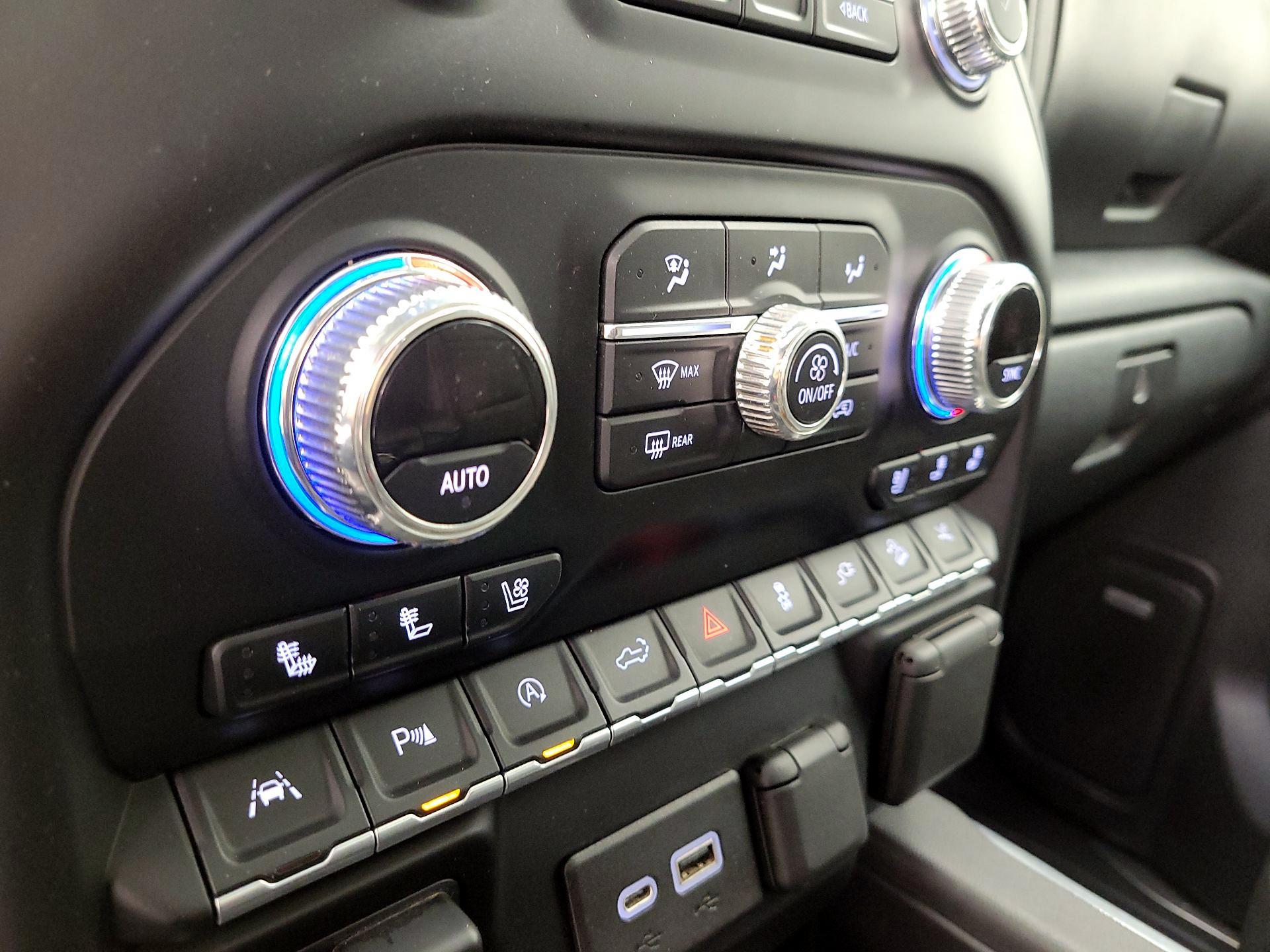 Thumbnail: 2021 GMC Sierra 1500 - 16