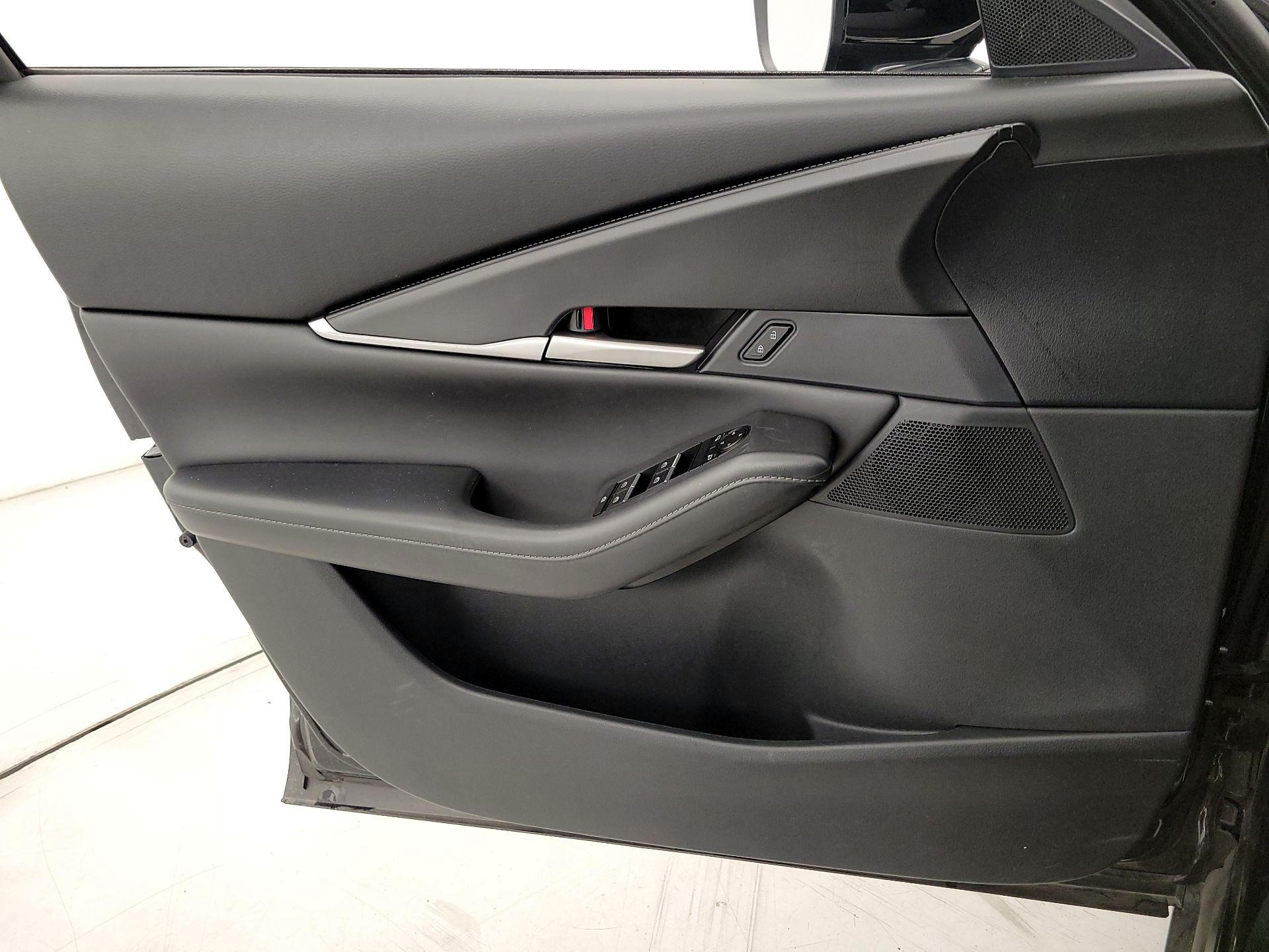 Thumbnail: 2023 Mazda CX-30 - 12