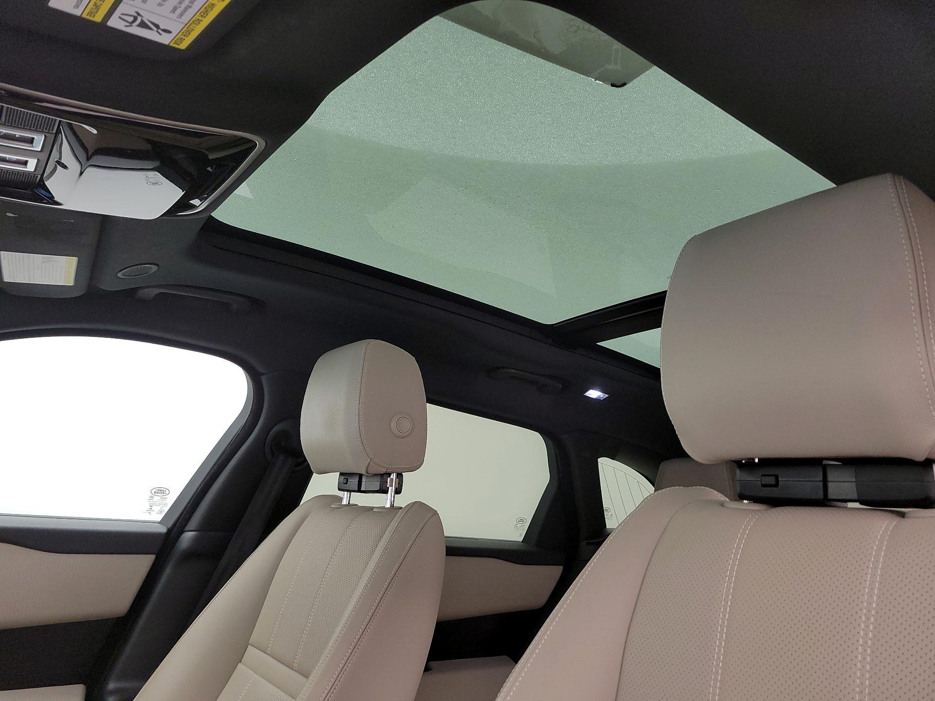 Thumbnail: 2023 Land Rover Range Rover Velar - 20